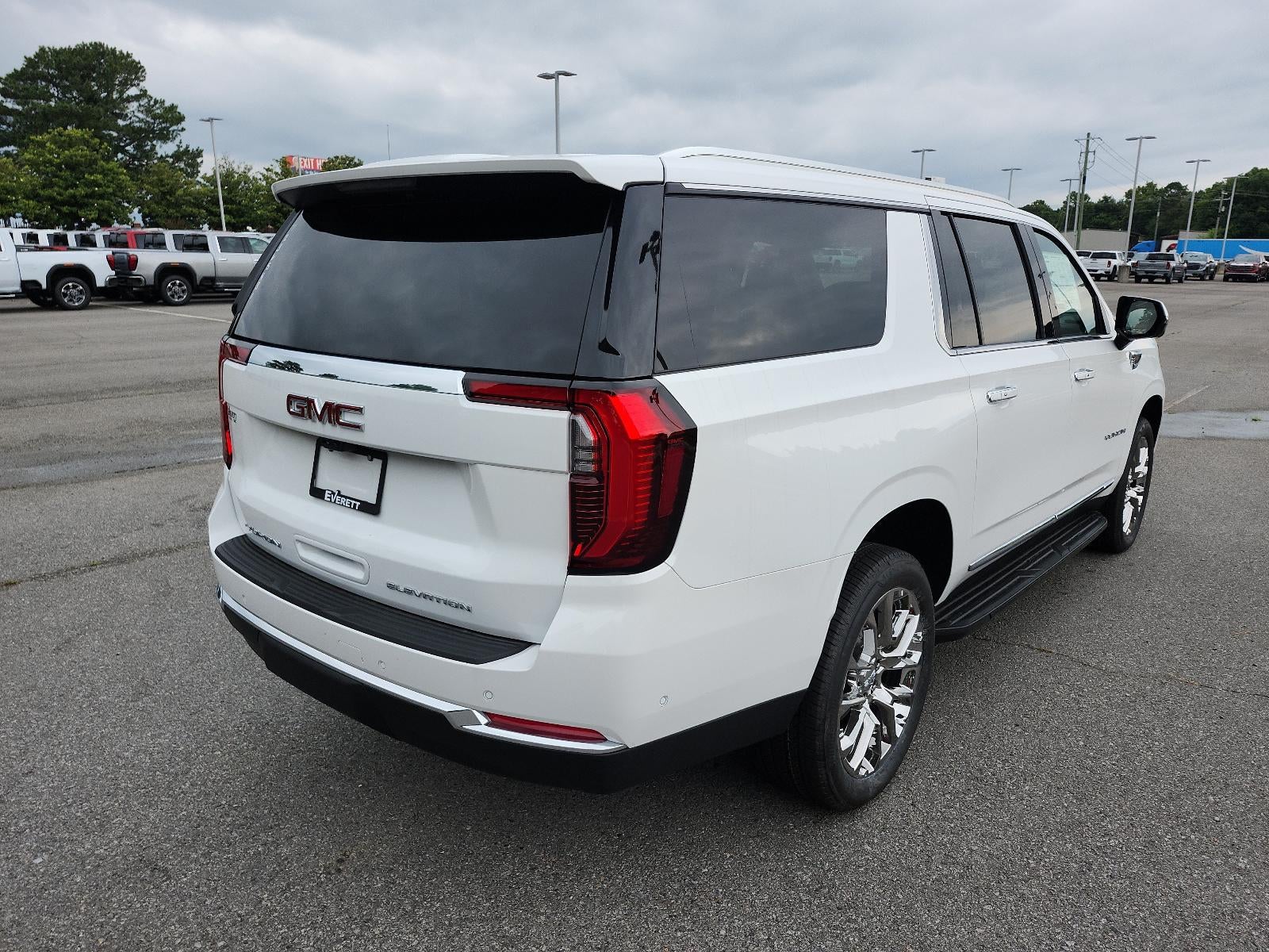 2026 GMC Yukon XL 4WD 4dr Elevation