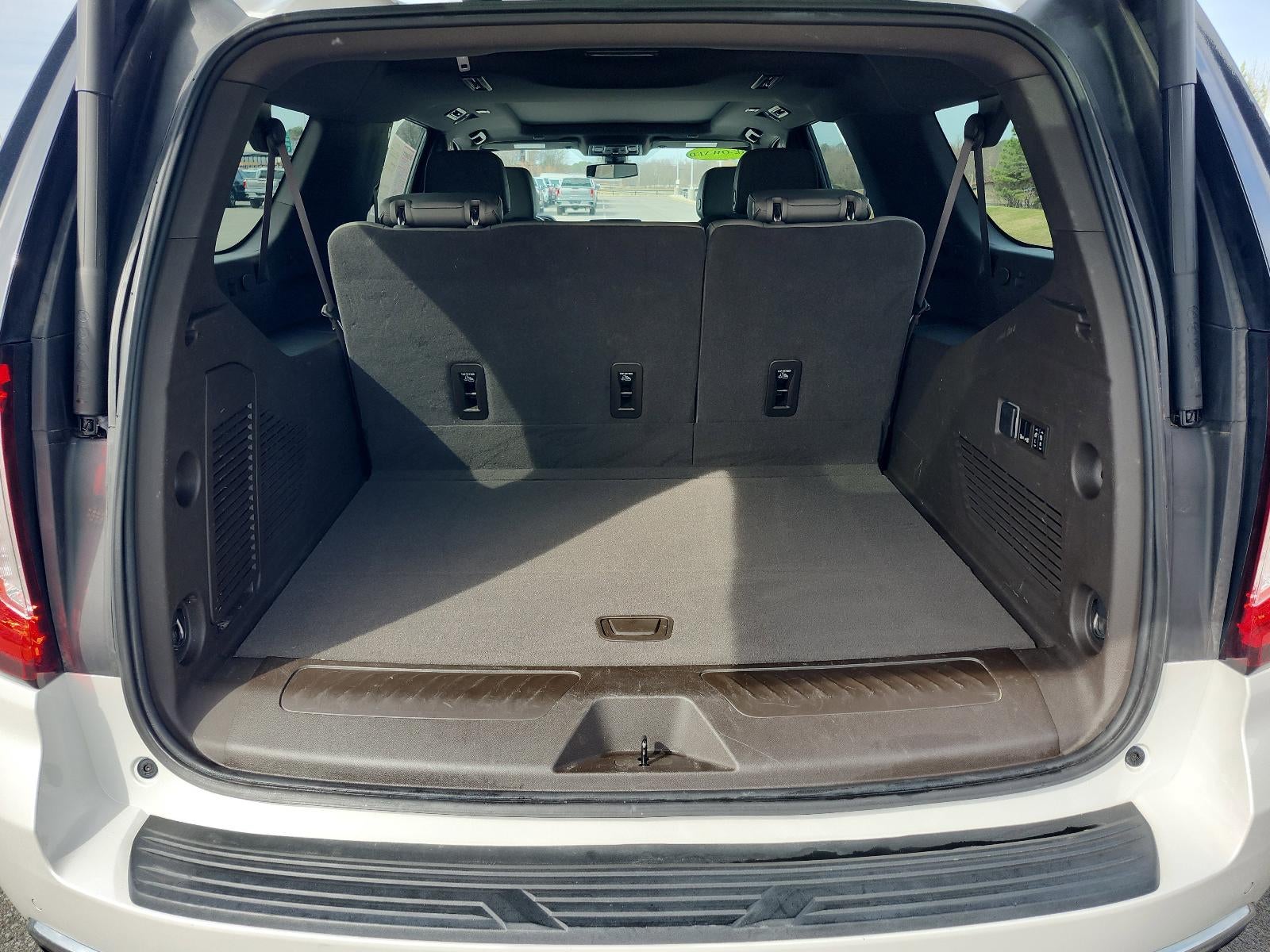 2022 GMC Yukon XL SLT