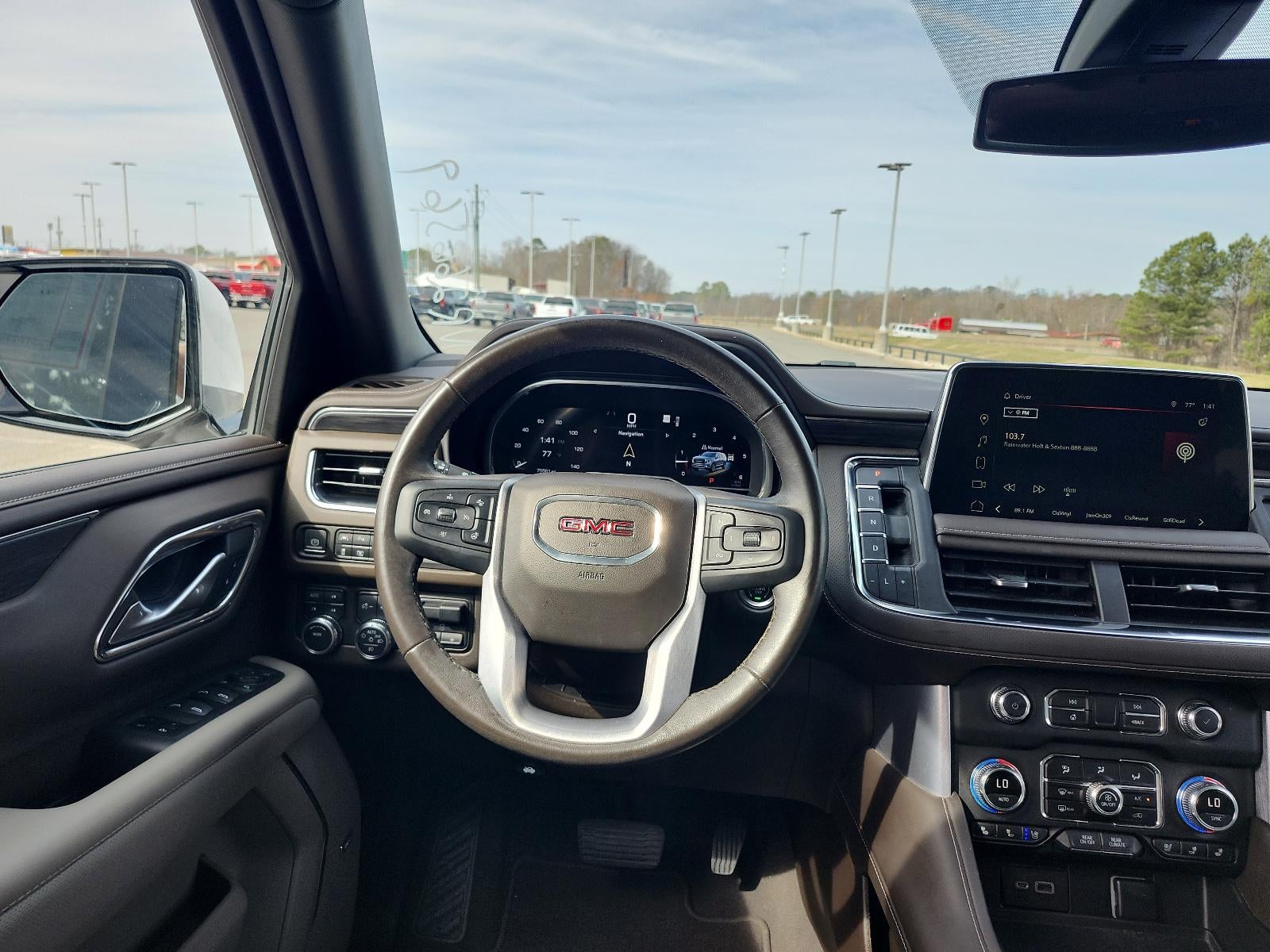 2022 GMC Yukon XL SLT