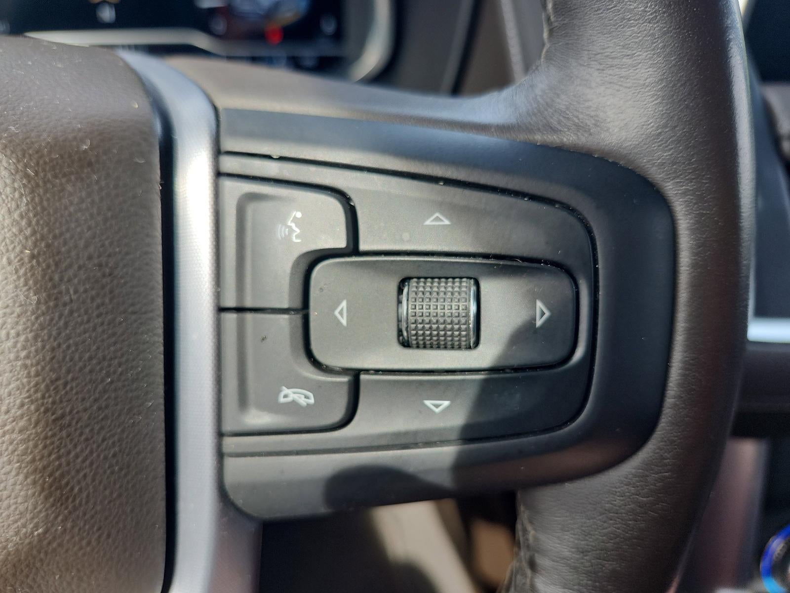 2022 GMC Yukon XL SLT