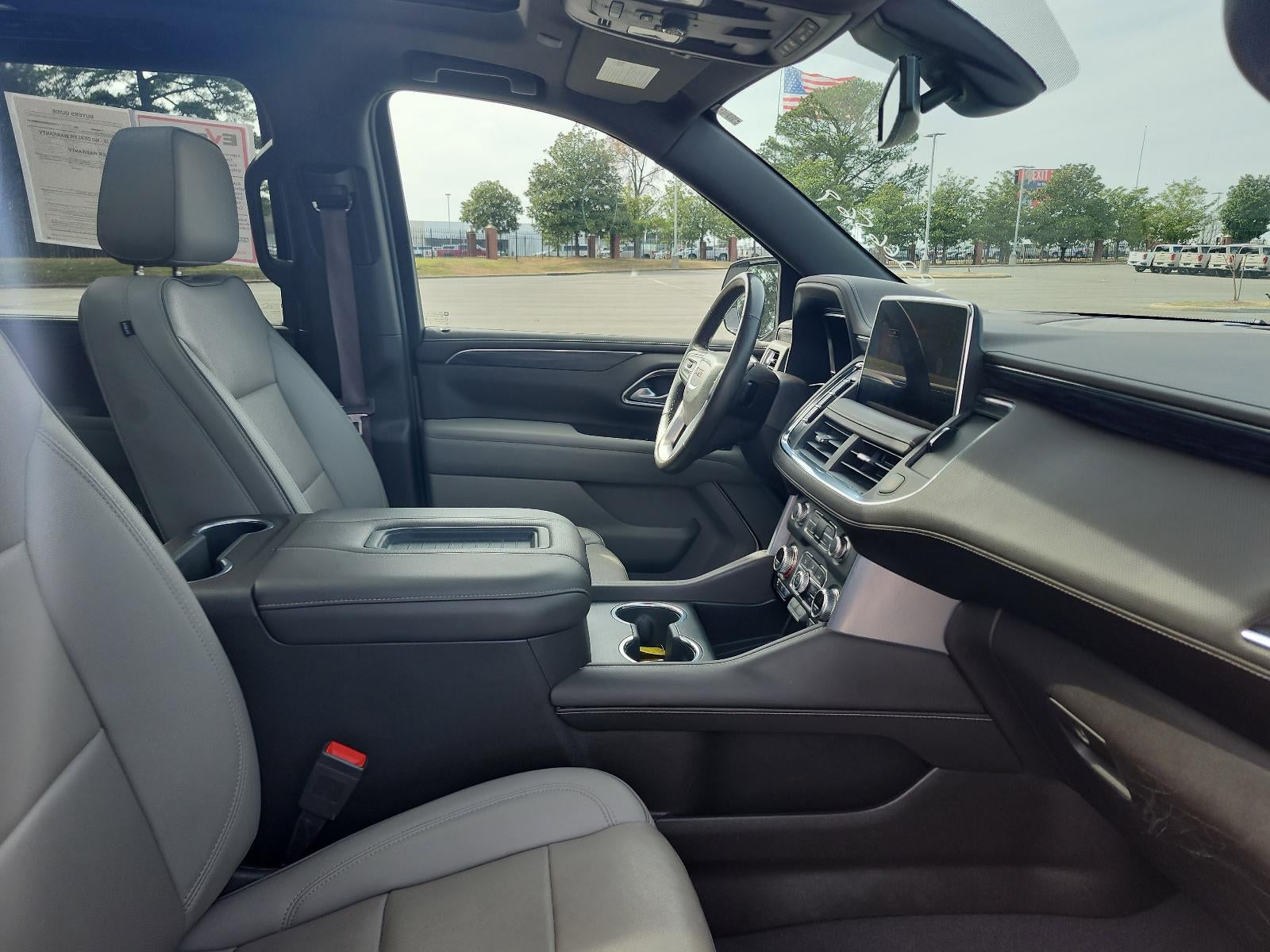 2022 GMC Yukon XL SLT