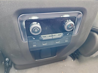 2026 GMC Yukon XL 4WD 4dr Elevation