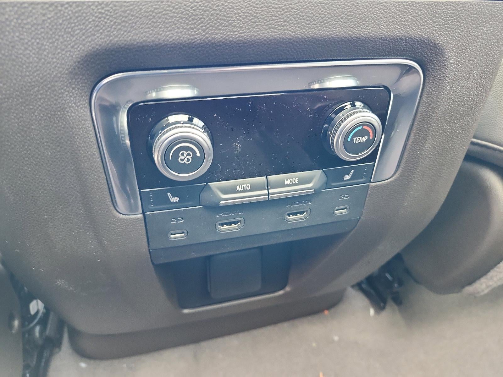 2026 GMC Yukon XL 4WD 4dr Elevation