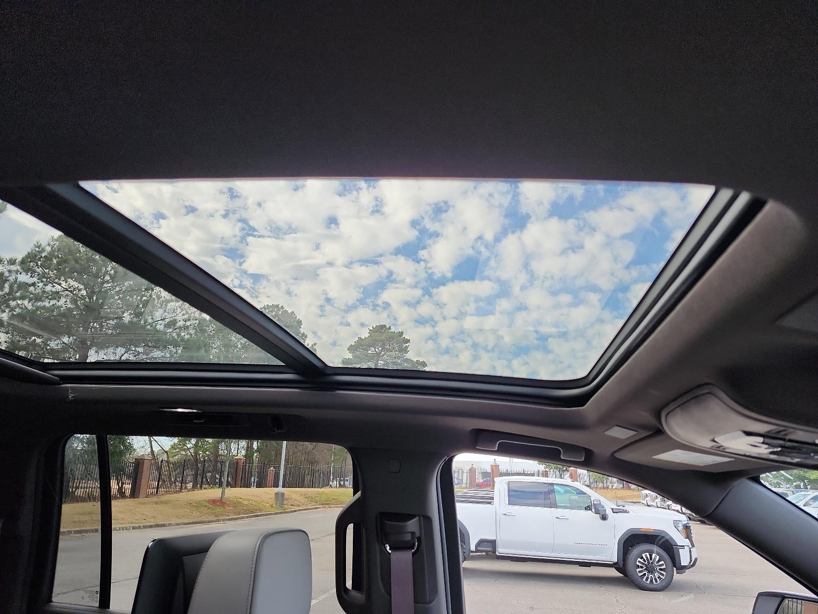 2026 GMC Yukon XL 4WD 4dr Elevation