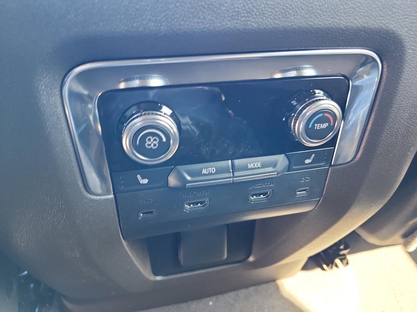 2026 GMC Yukon XL 4WD 4dr Elevation