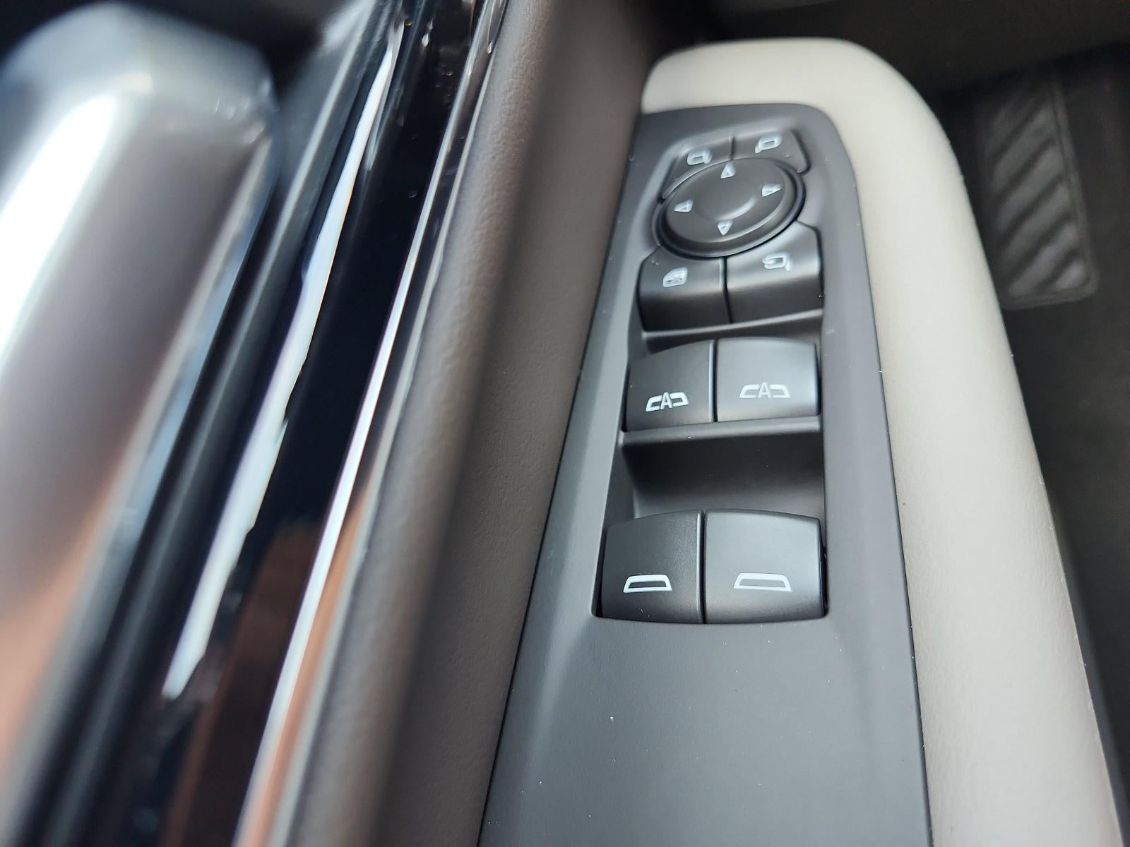 2026 GMC Yukon XL 4WD 4dr Elevation