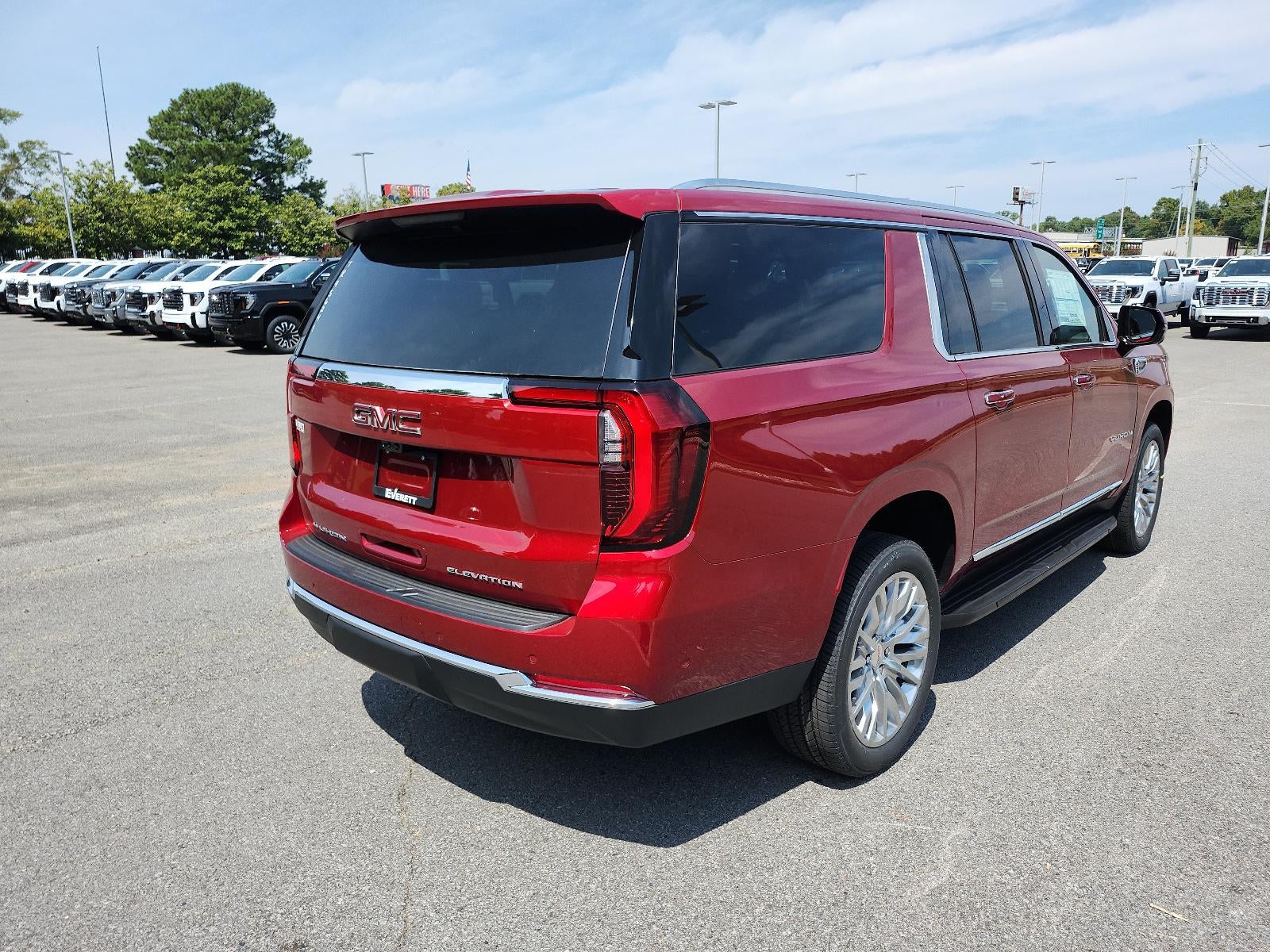 2026 GMC Yukon XL 4WD 4dr Elevation
