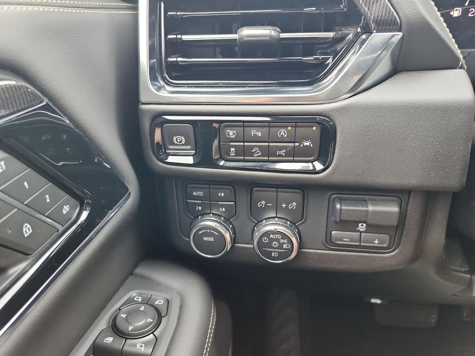 2025 GMC Yukon XL Elevation