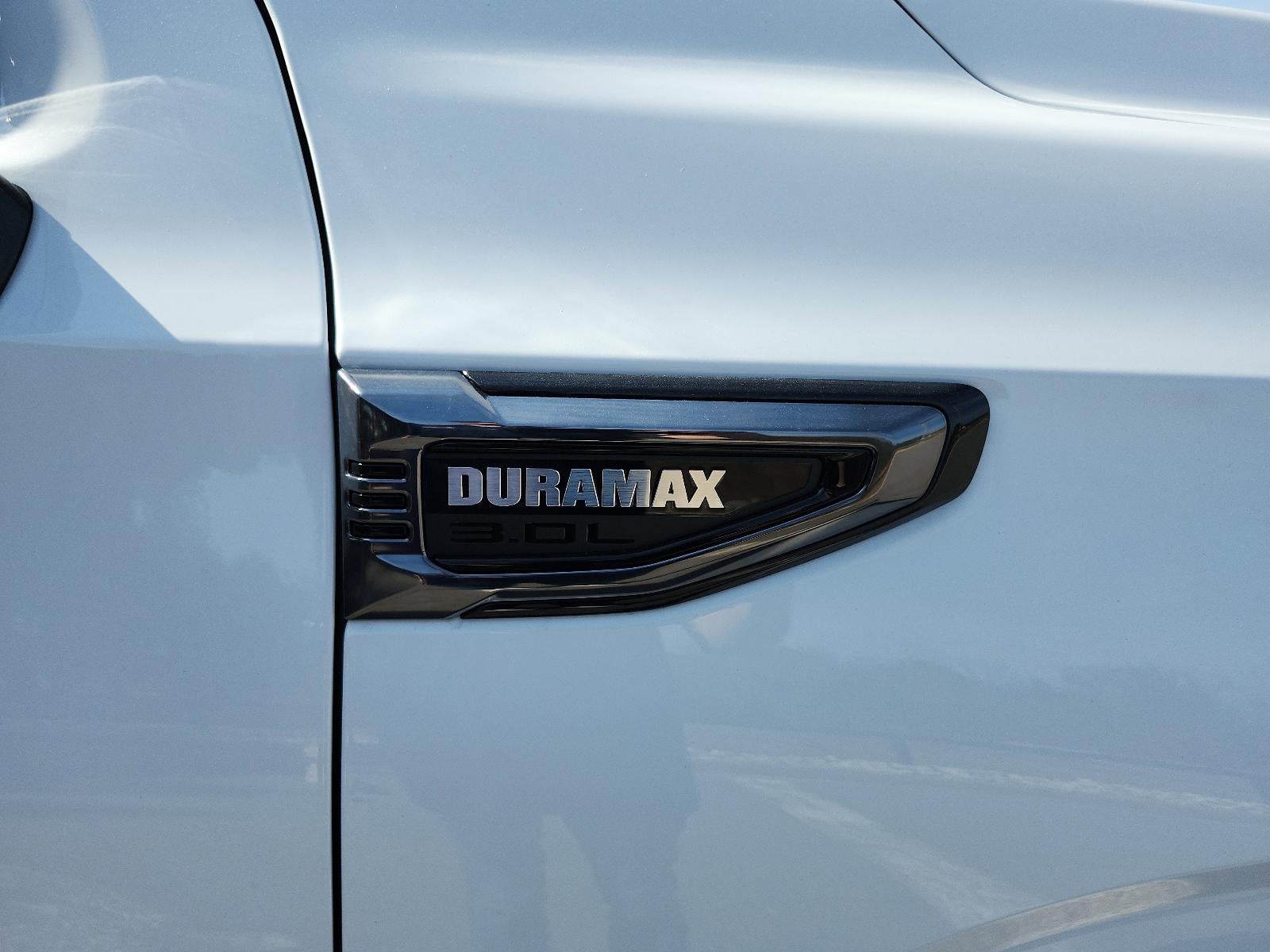 2026 GMC Yukon XL 4WD 4dr AT4