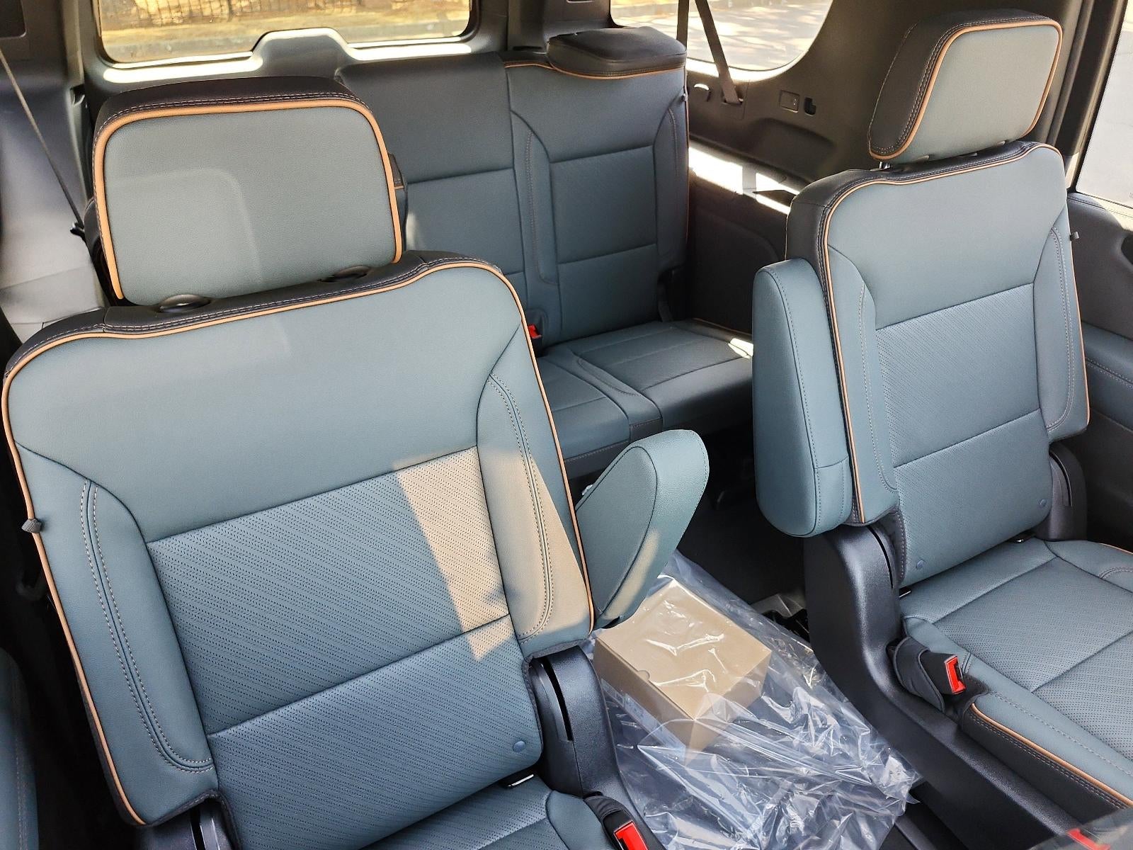 2026 GMC Yukon XL 4WD 4dr AT4