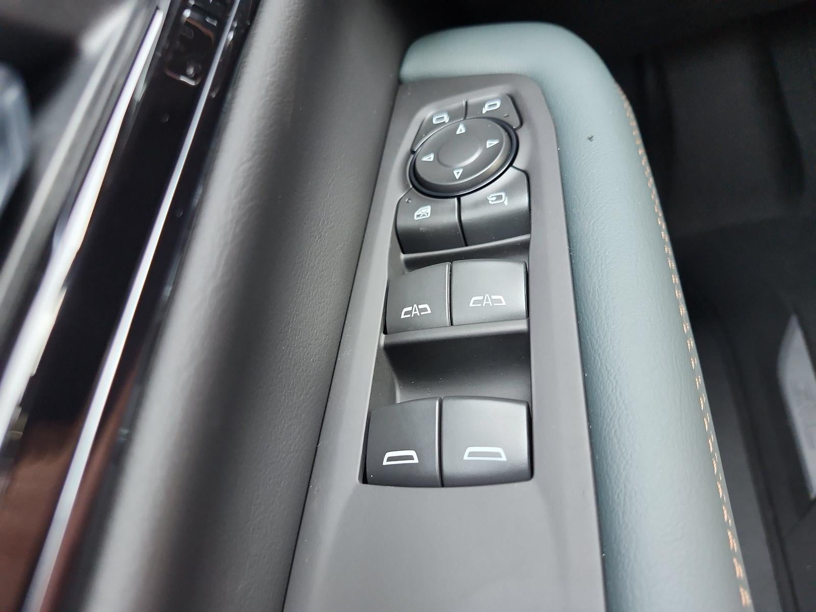 2026 GMC Yukon XL 4WD 4dr AT4