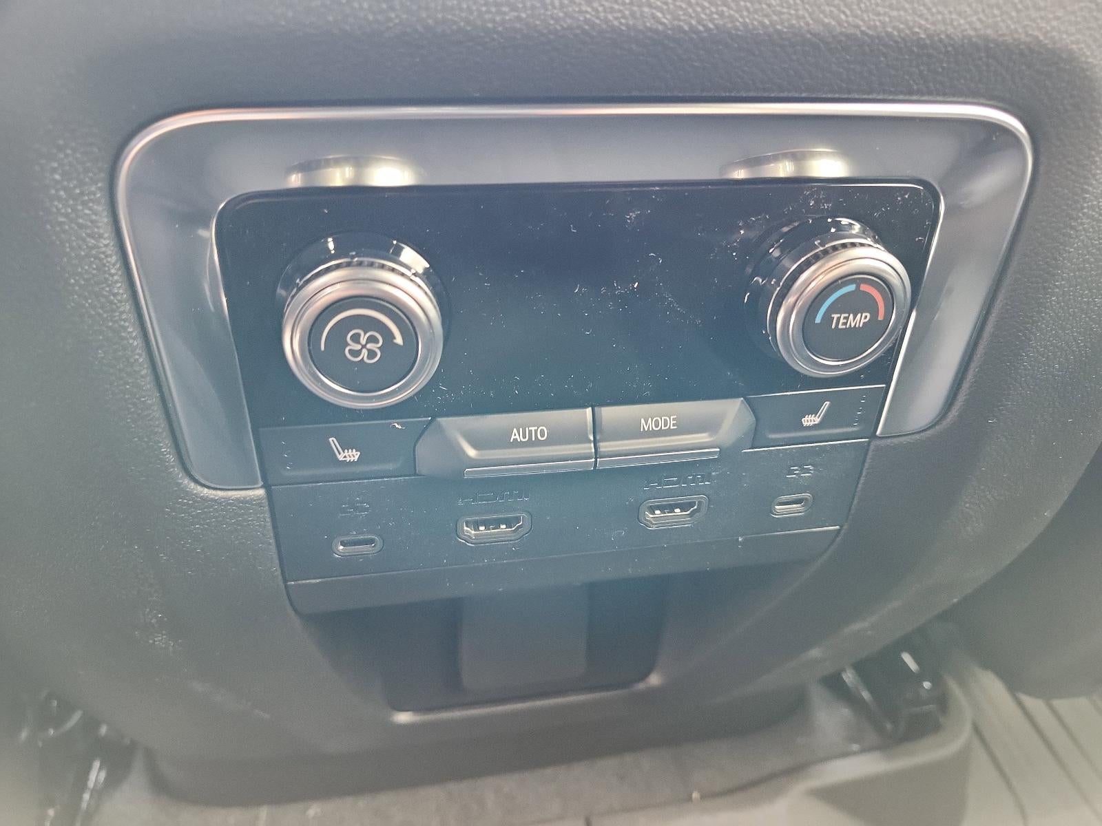 2026 GMC Yukon XL 4WD 4dr AT4