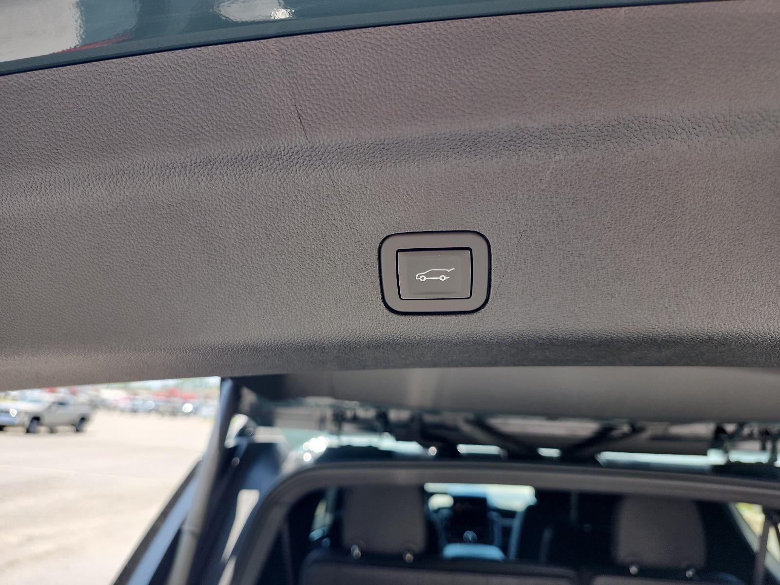 2026 GMC Yukon XL 4WD 4dr AT4