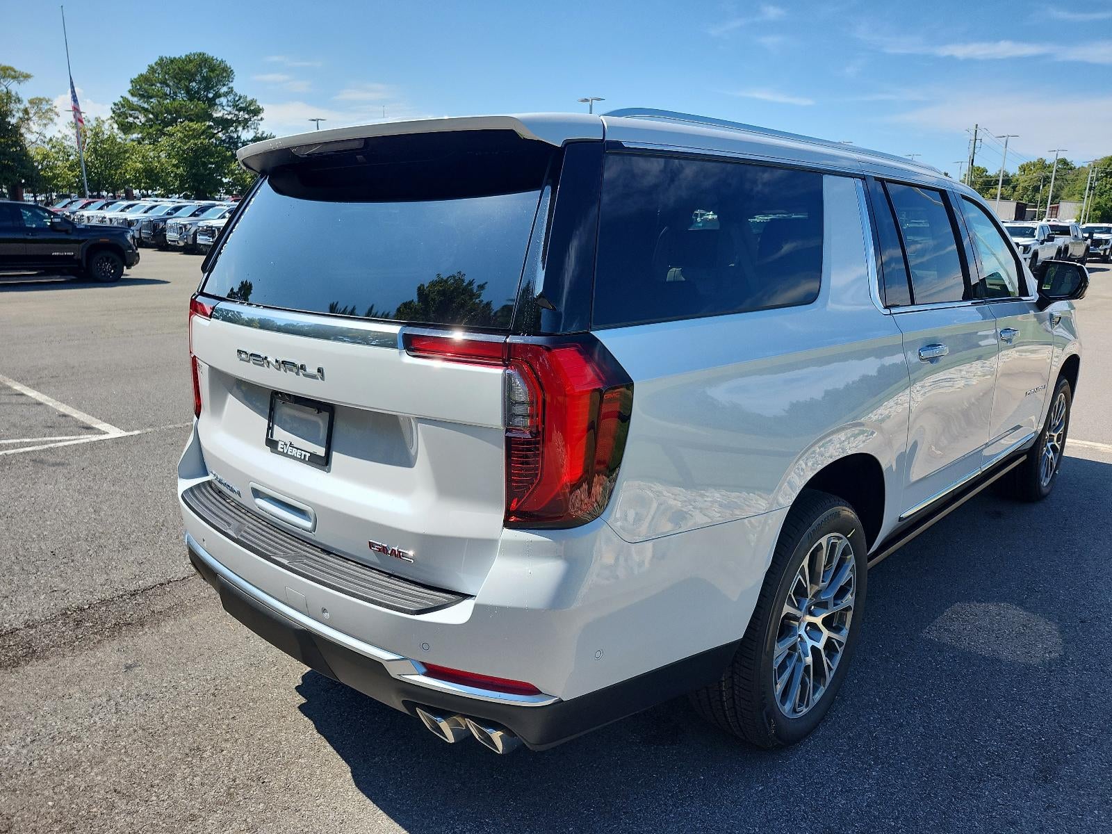 2026 GMC Yukon XL 4WD 4dr Denali