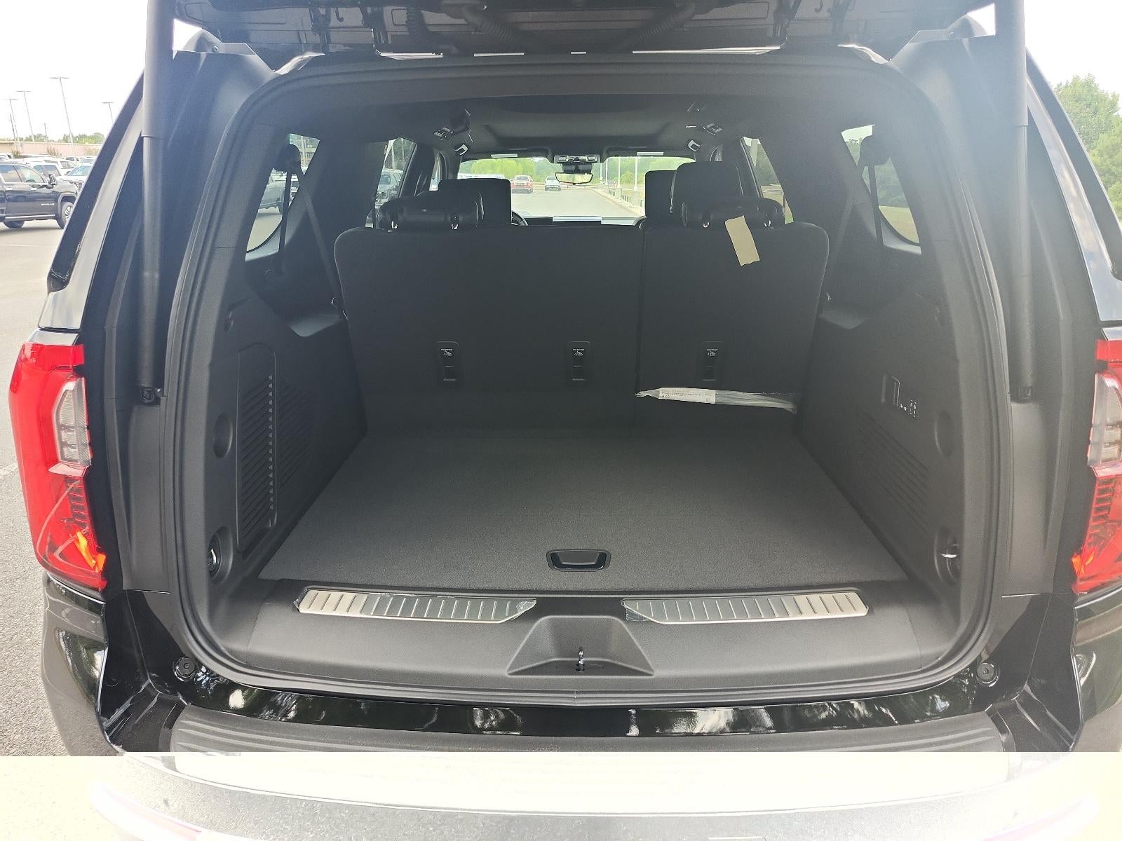 2026 GMC Yukon XL Denali - Photo 9