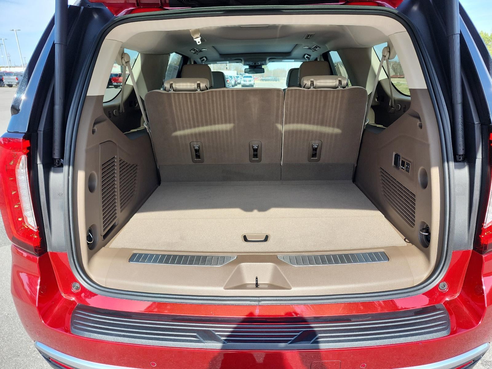 2024 GMC Yukon XL Denali