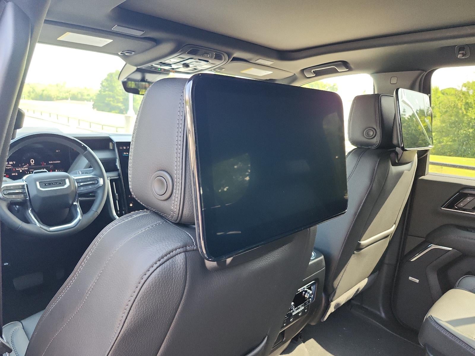 2026 GMC Yukon XL Denali - Photo 10
