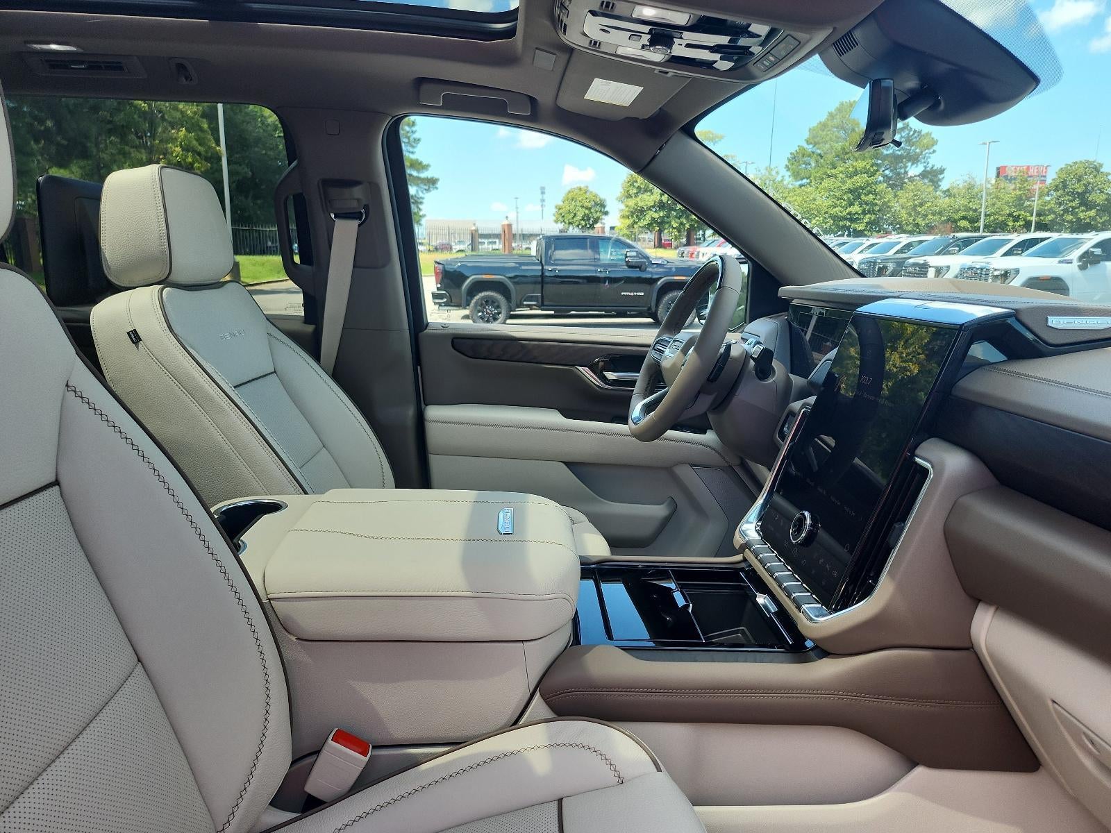 2026 GMC Yukon XL Denali - Photo 6