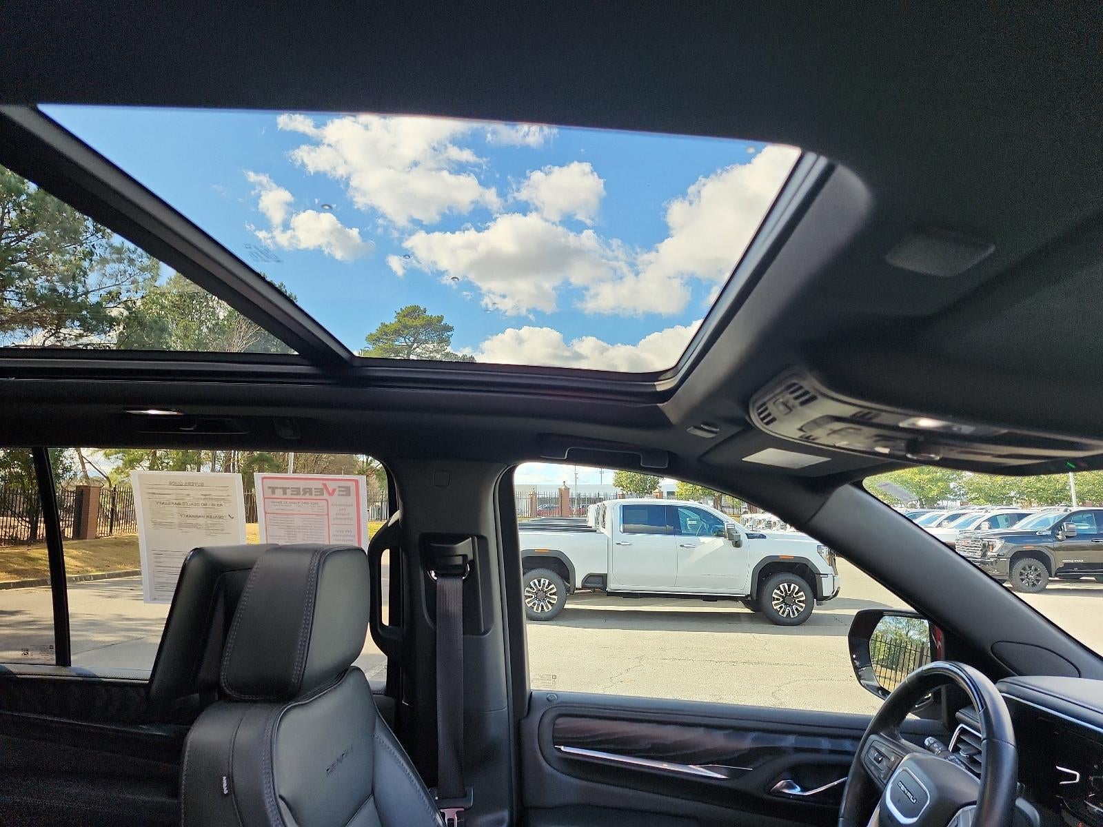 2023 GMC Yukon XL Denali