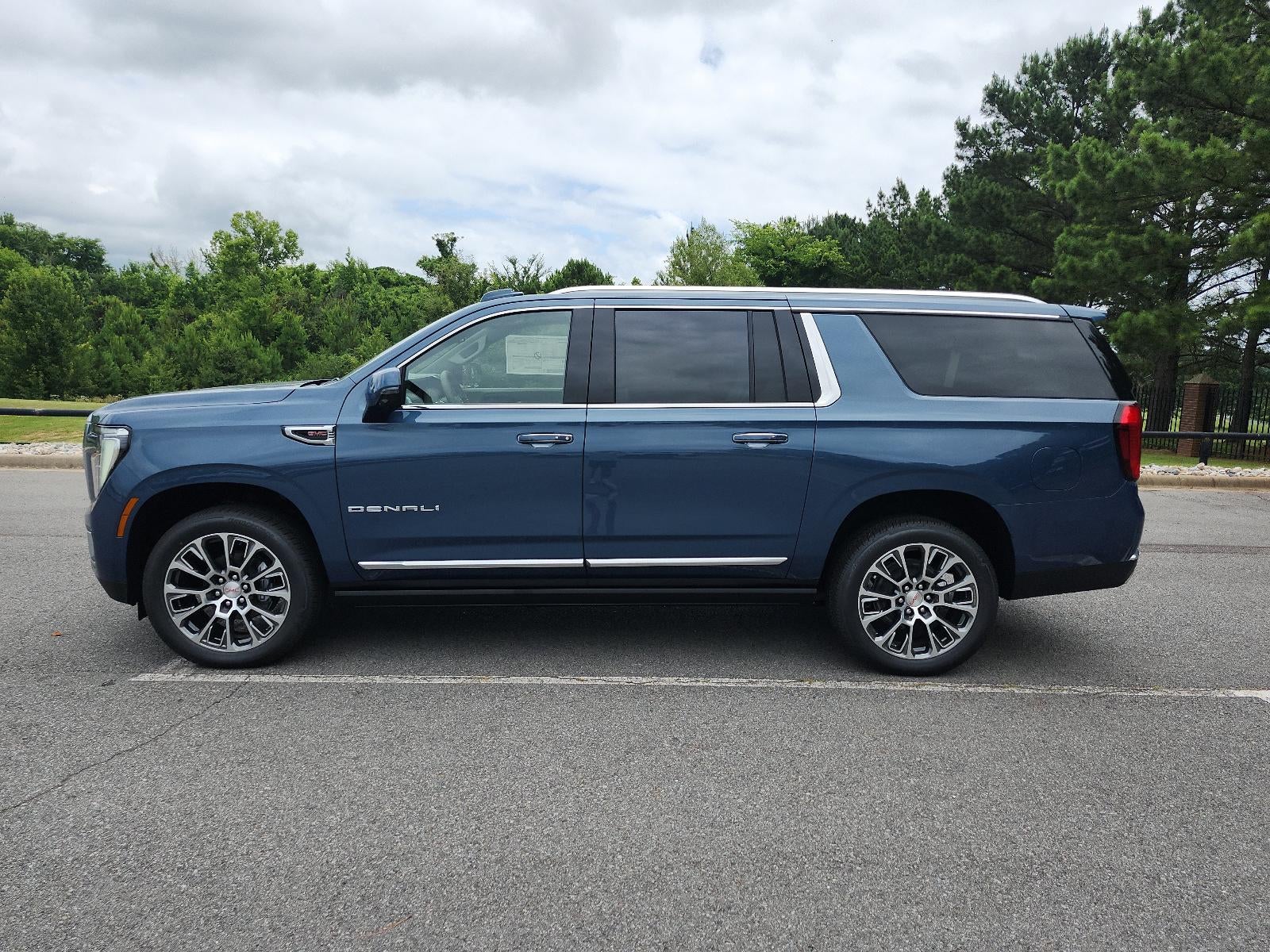2026 GMC Yukon XL 4WD 4dr Denali