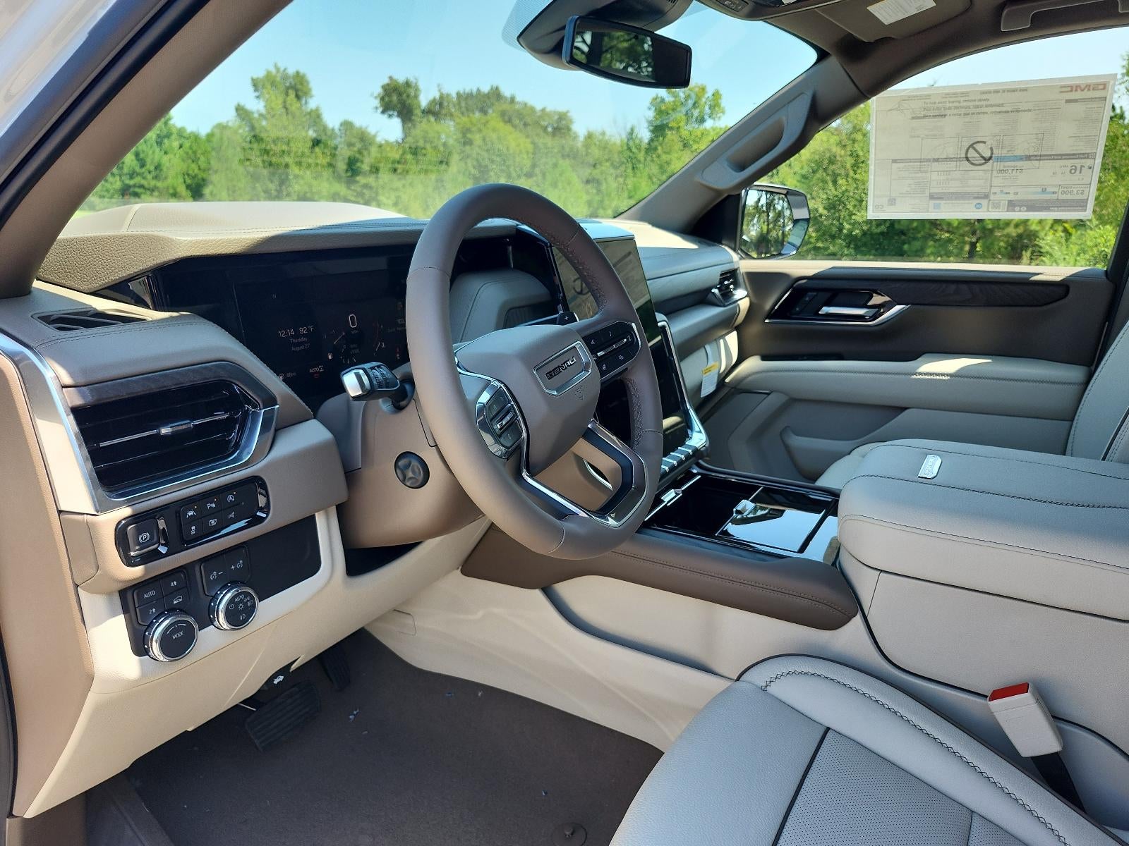 2026 GMC Yukon XL Denali - Photo 11