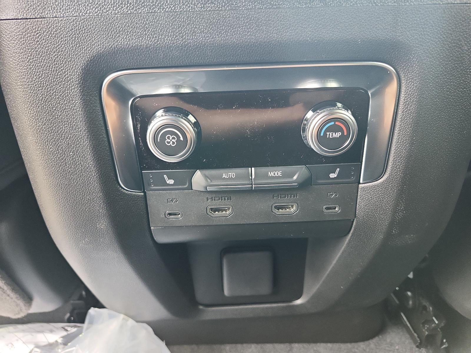 2026 GMC Yukon XL Denali - Photo 16