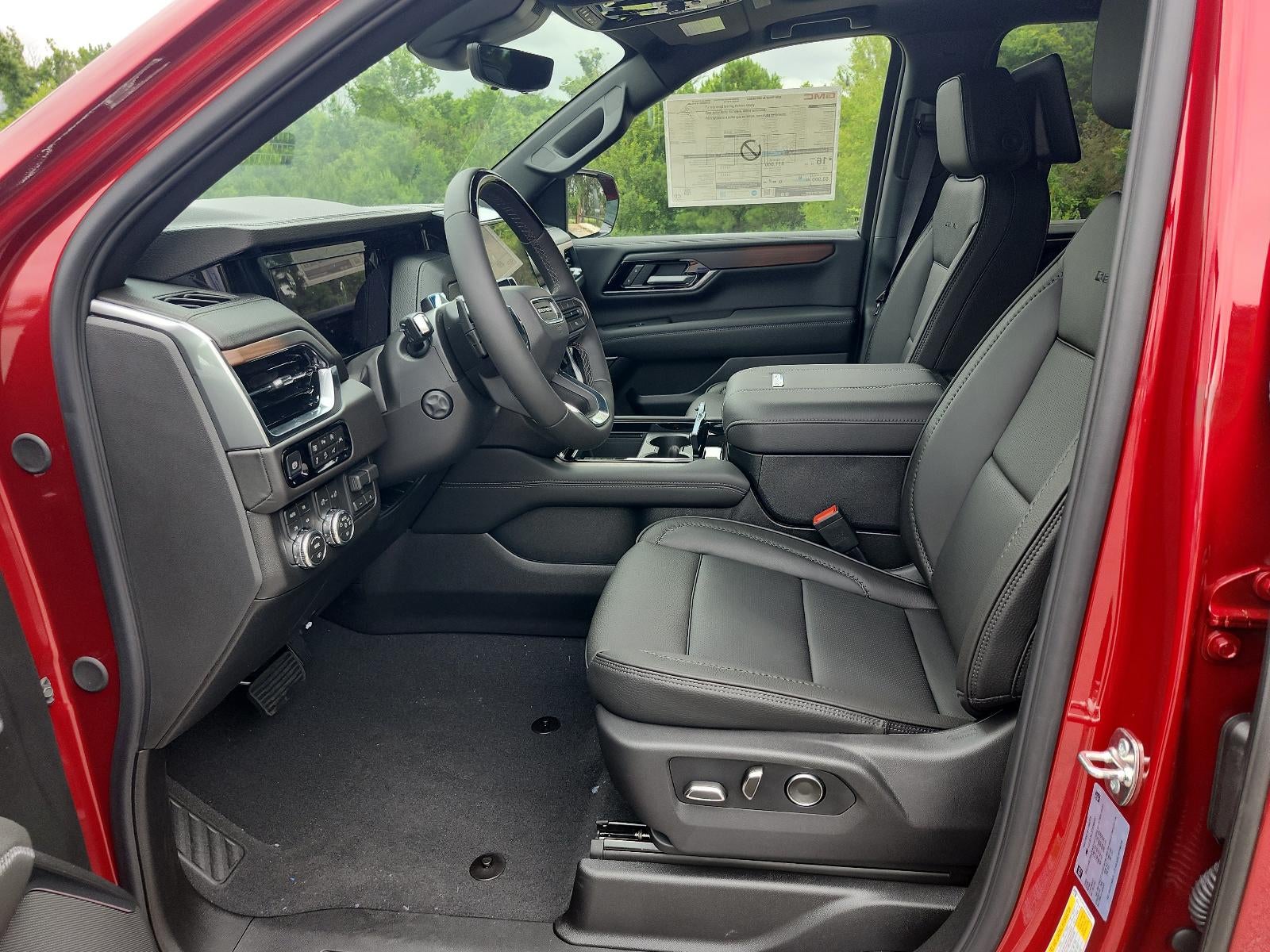 2026 GMC Yukon XL Denali - Photo 18