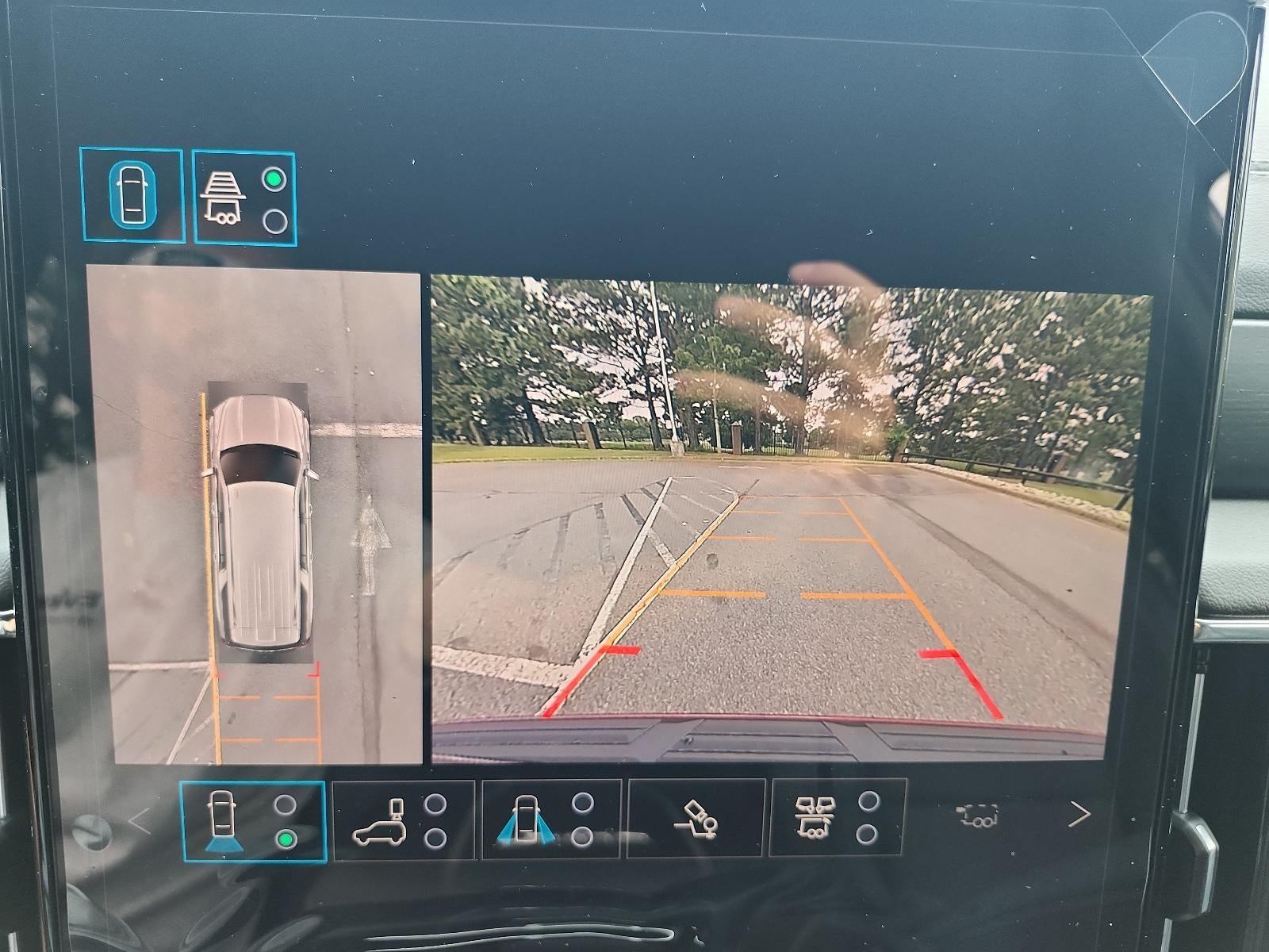 2026 GMC Yukon XL Denali - Photo 21