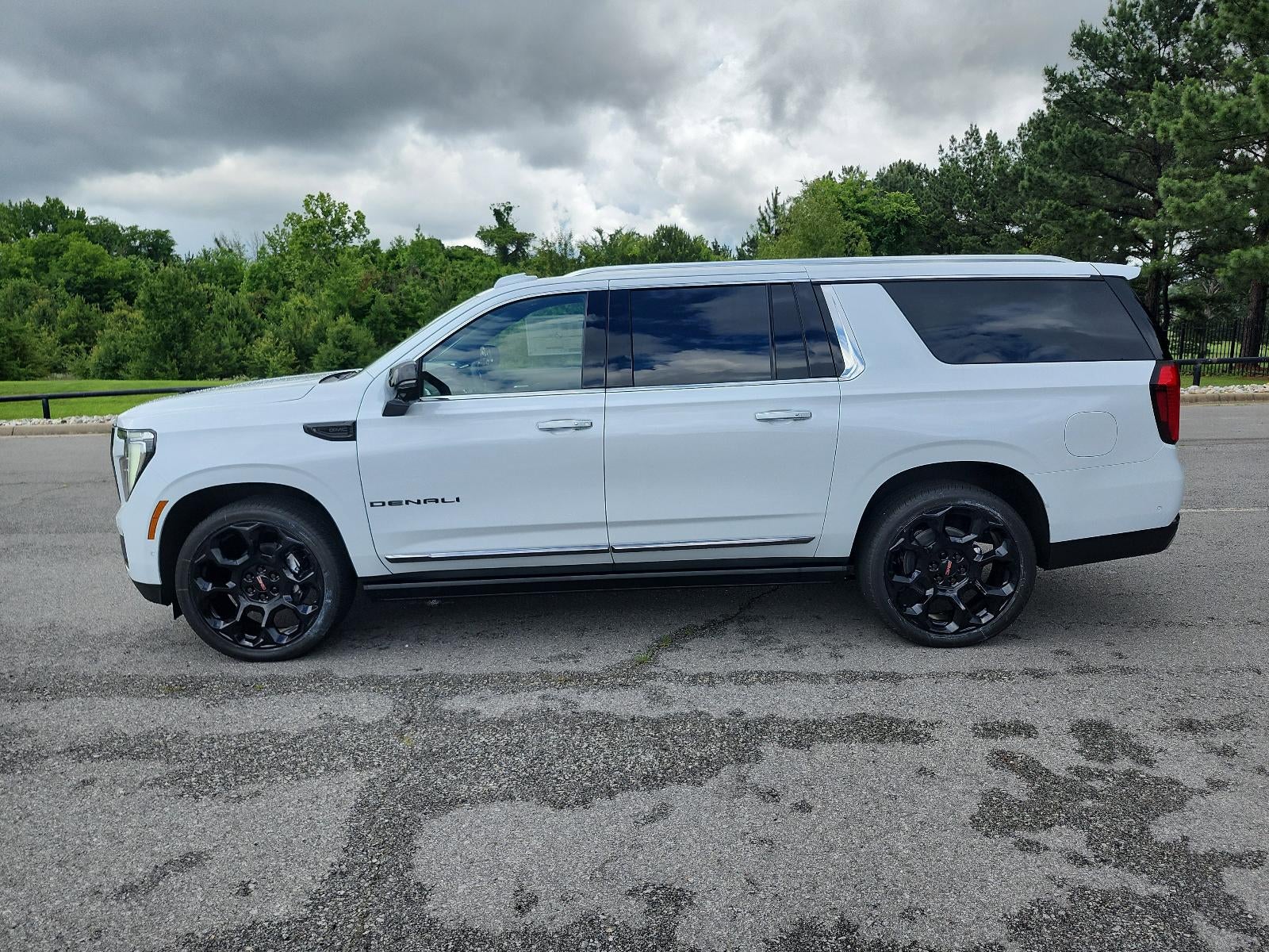 2026 GMC Yukon XL 4WD 4dr Denali Ultimate
