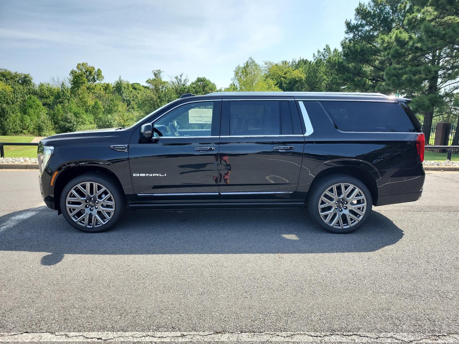 2026 GMC Yukon XL 4WD 4dr Denali Ultimate