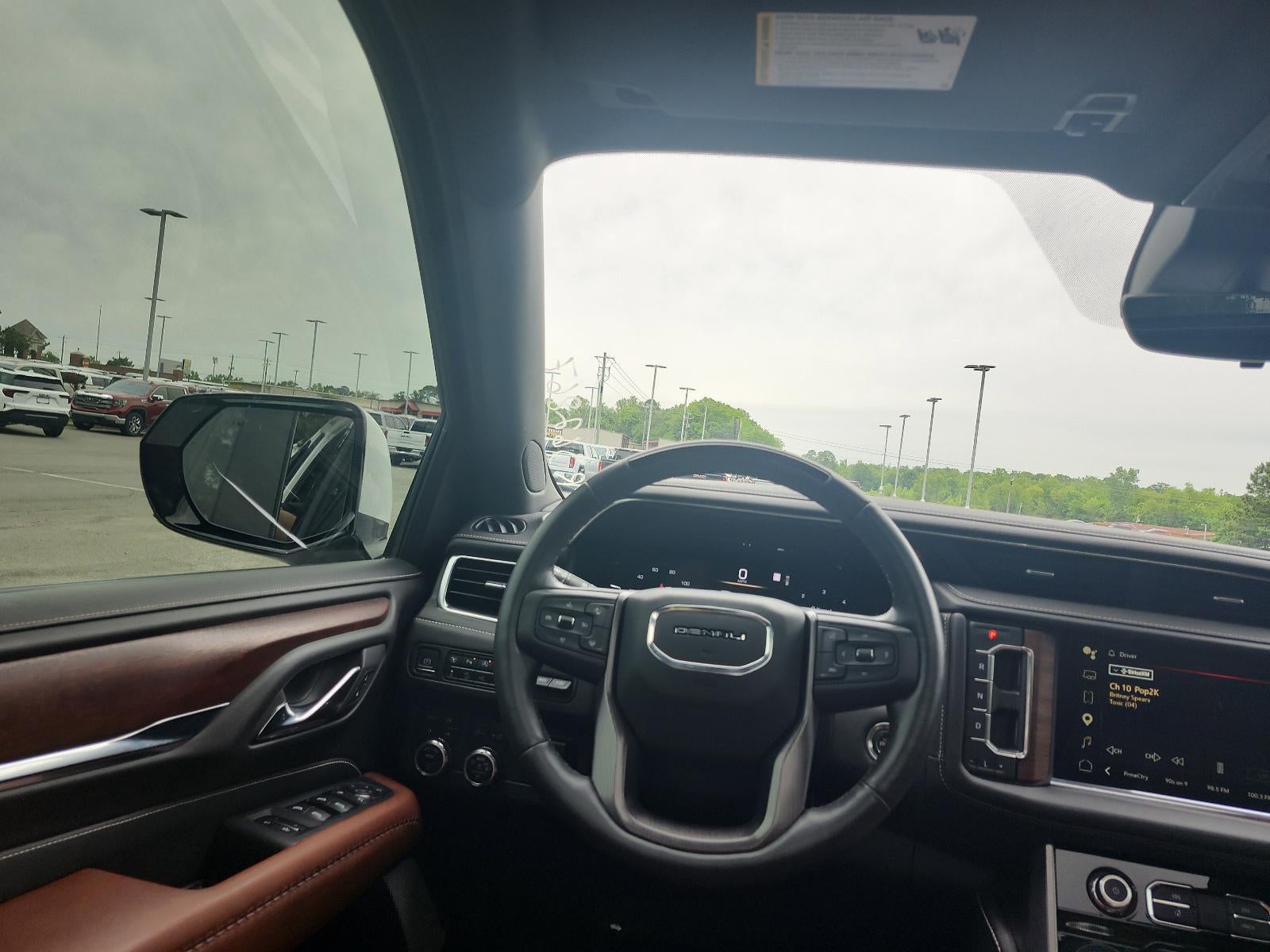 2023 GMC Yukon XL Denali Ultimate