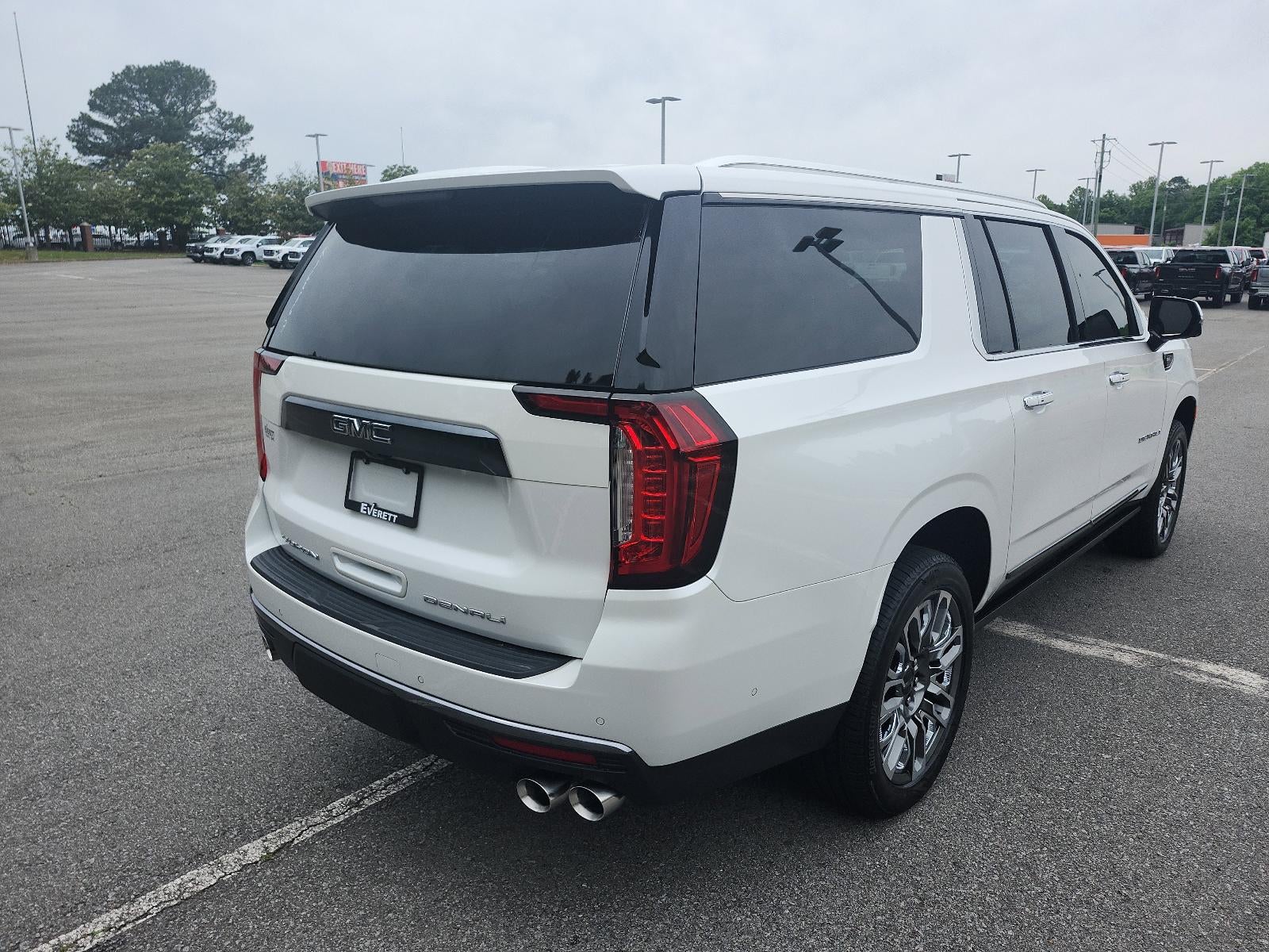 2023 GMC Yukon XL Denali Ultimate