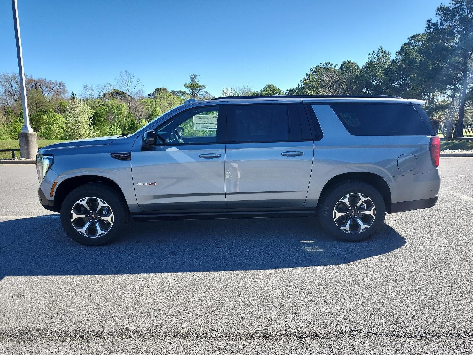 2026 GMC Yukon XL 4WD 4dr AT4 Ultimate