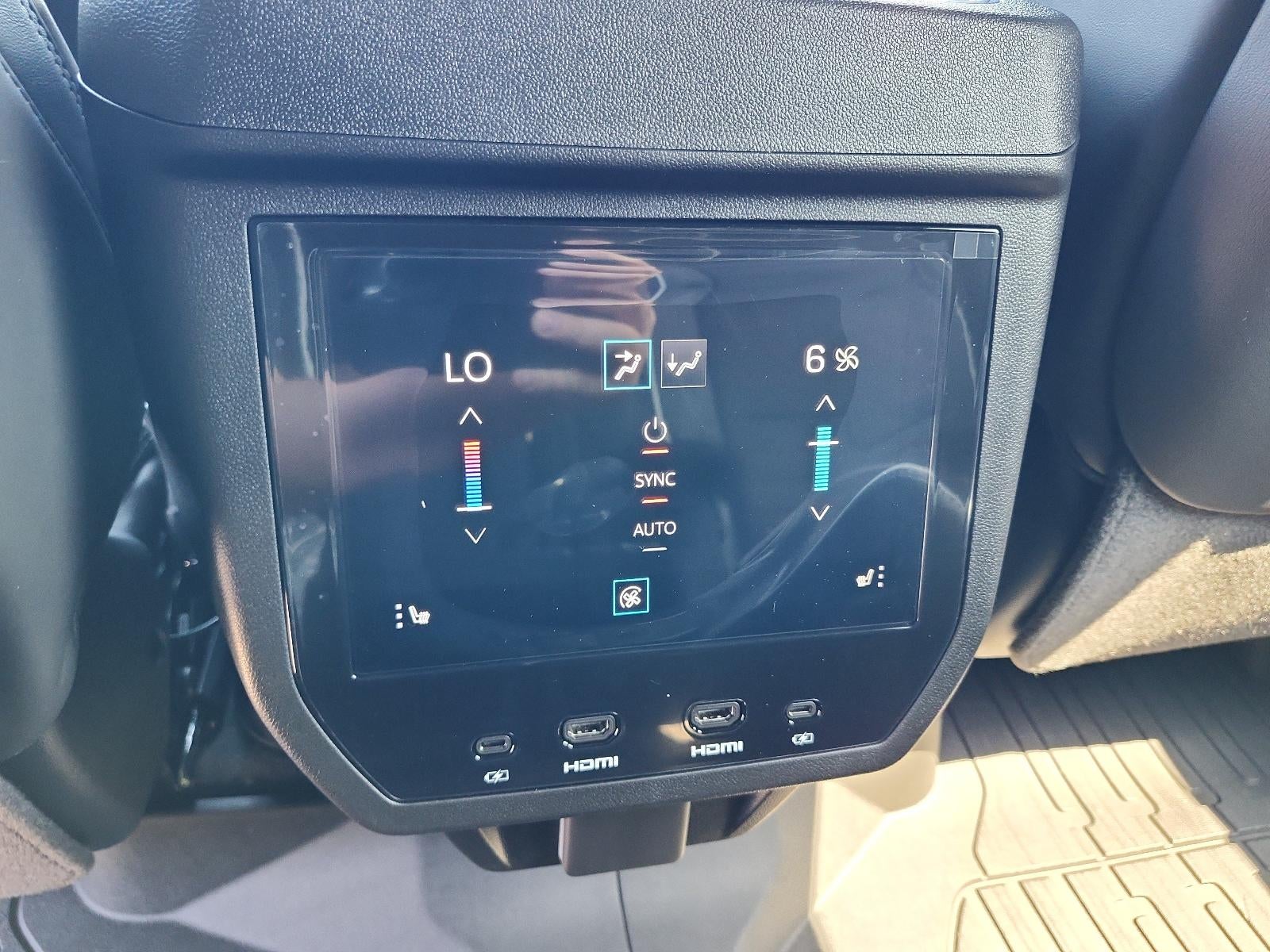 2026 GMC Yukon XL 4WD 4dr AT4 Ultimate