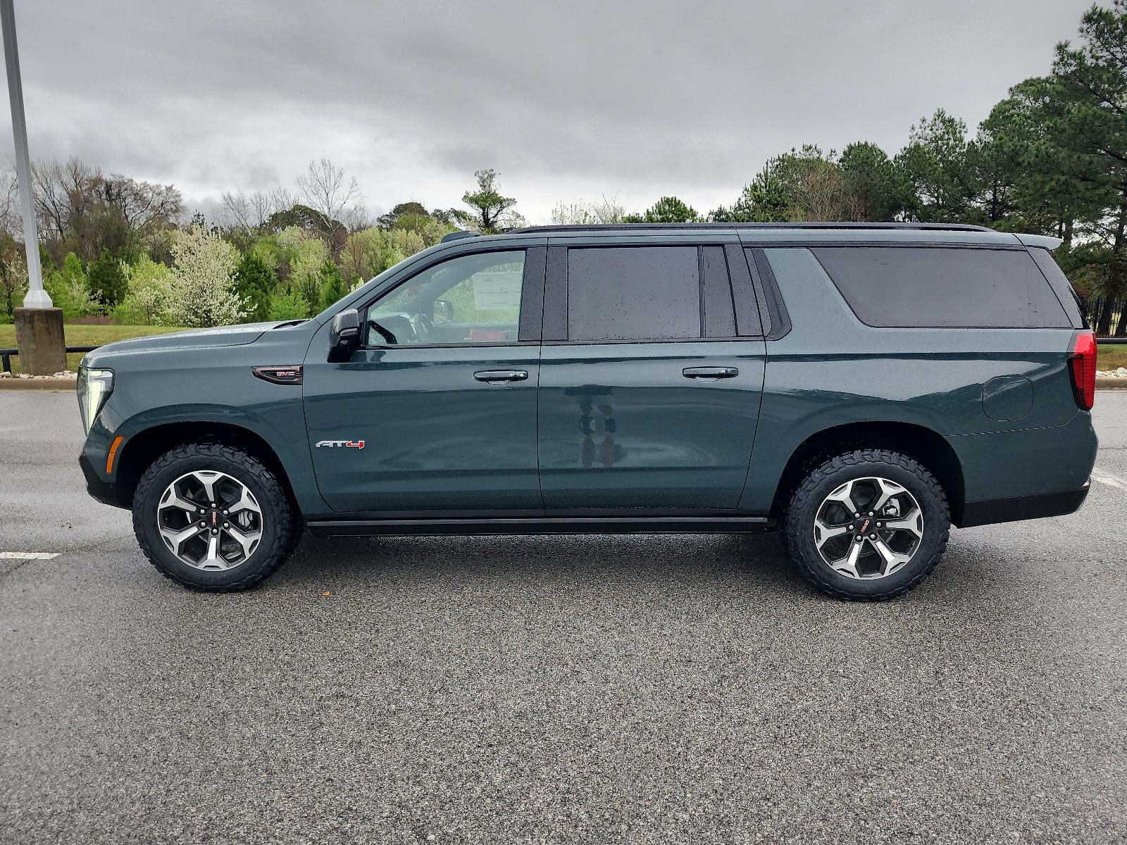 2026 GMC Yukon XL 4WD 4dr AT4 Ultimate
