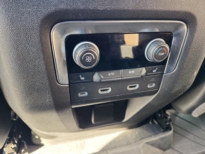 2022 Chevrolet Suburban High Country