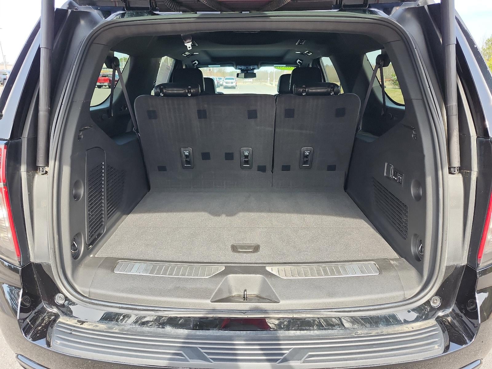 2023 Chevrolet Suburban RST