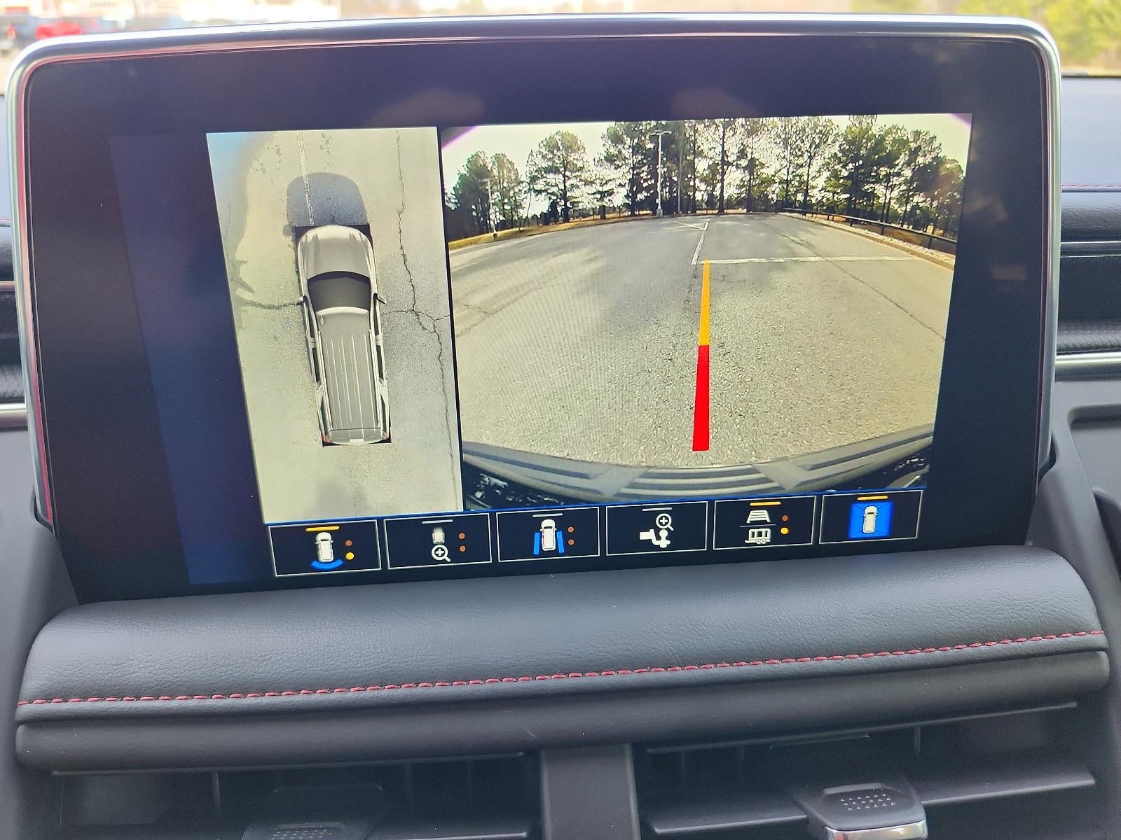 2023 Chevrolet Suburban RST