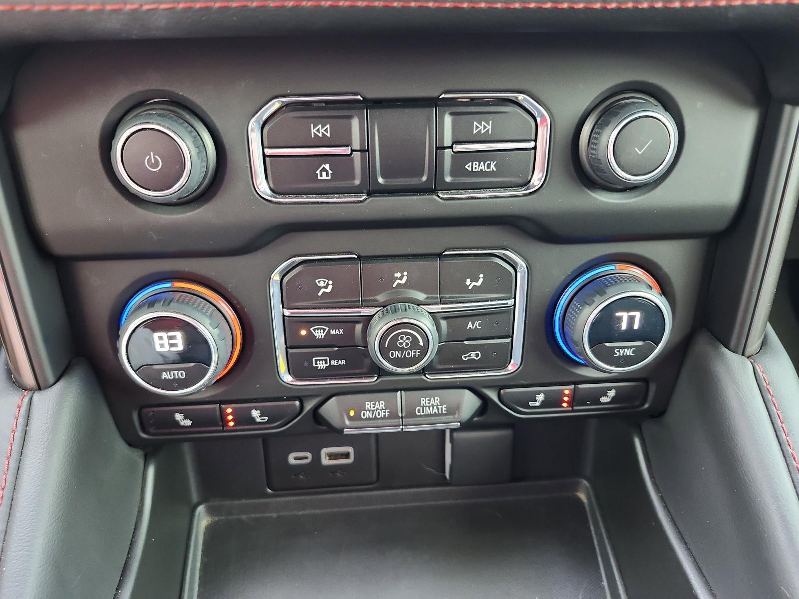 2023 Chevrolet Suburban RST