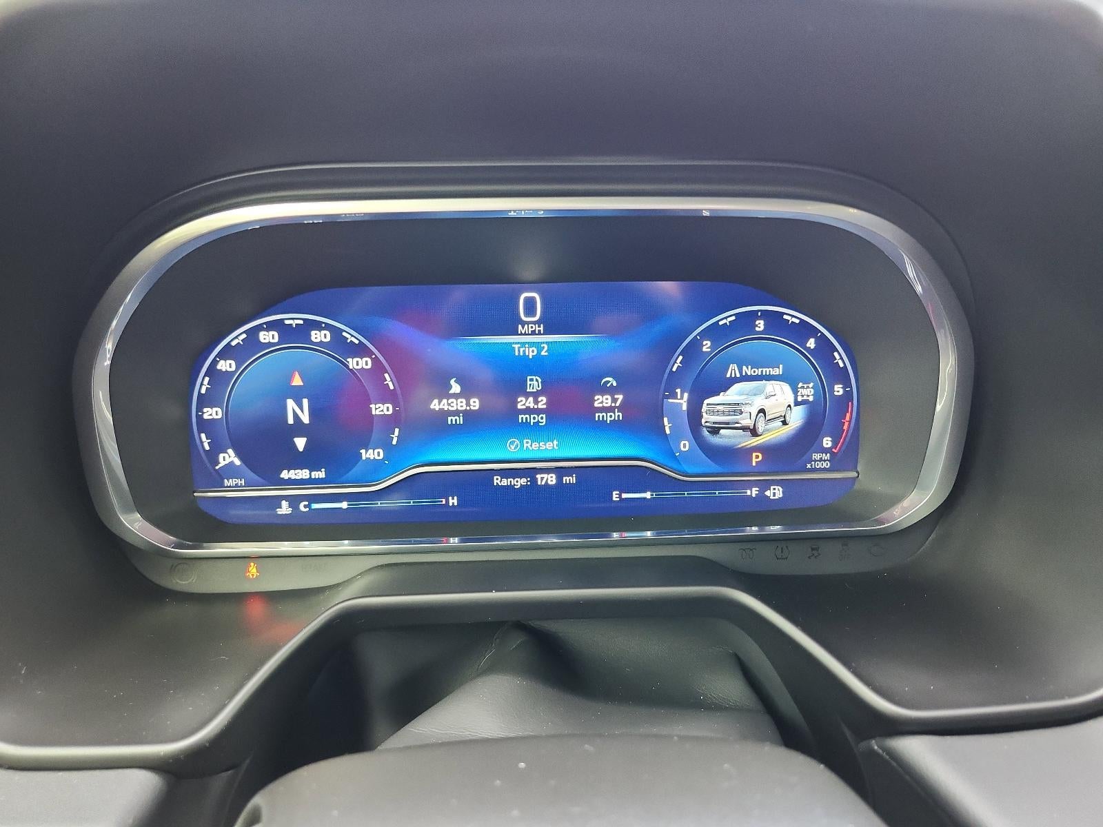 2023 Chevrolet Suburban RST