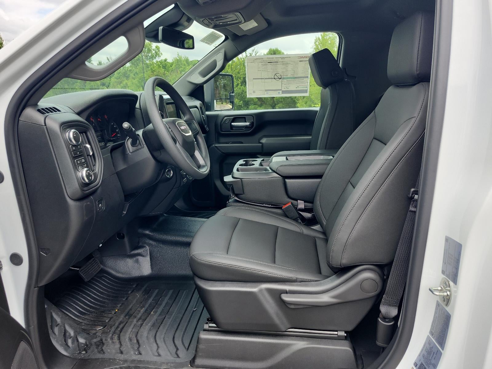 2026 GMC Sierra 2500 HD Regular Cab Long Box 4-Wheel Drive Pro