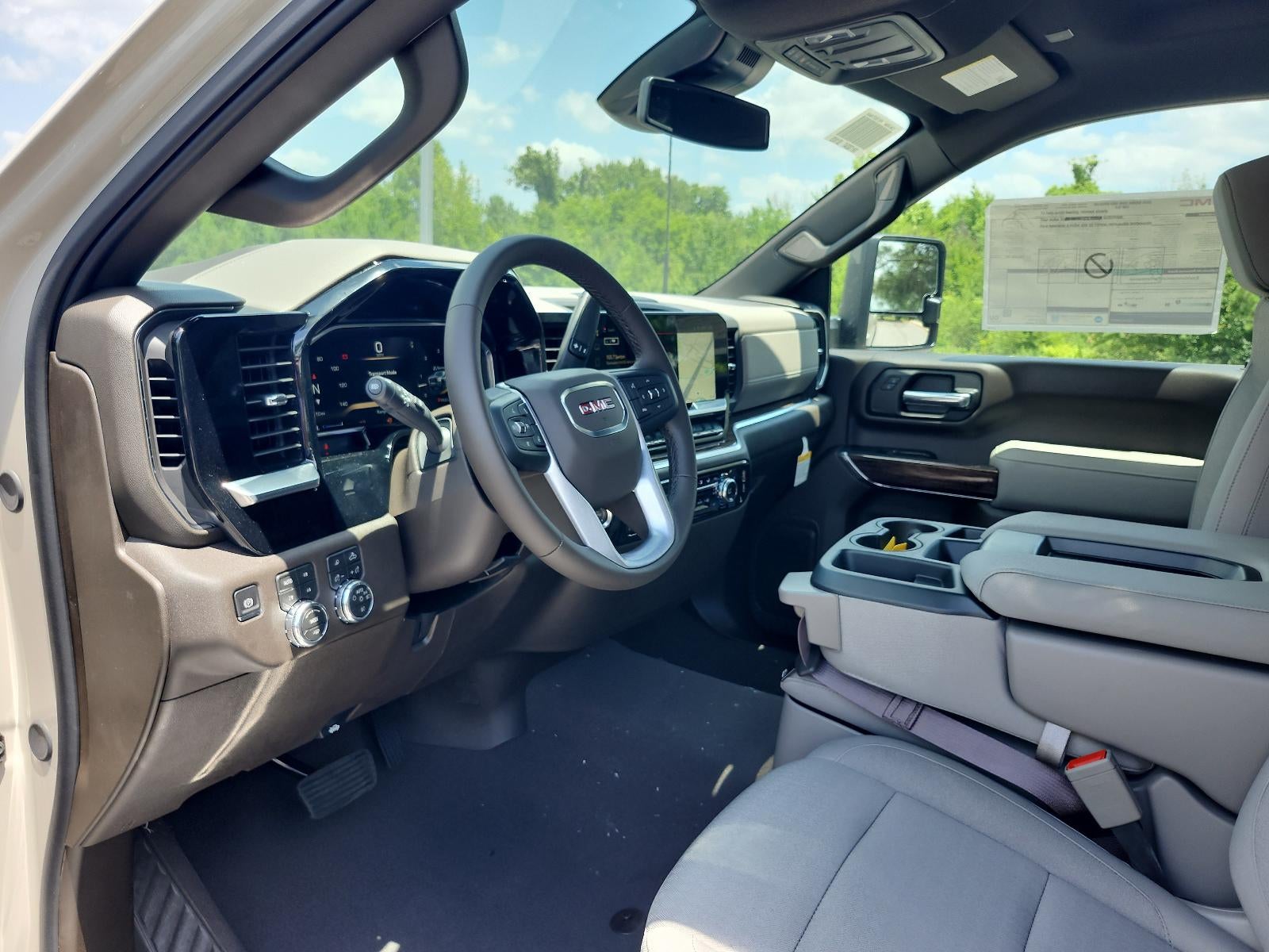 2026 GMC Sierra 2500 HD Regular Cab Long Box 4-Wheel Drive SLE