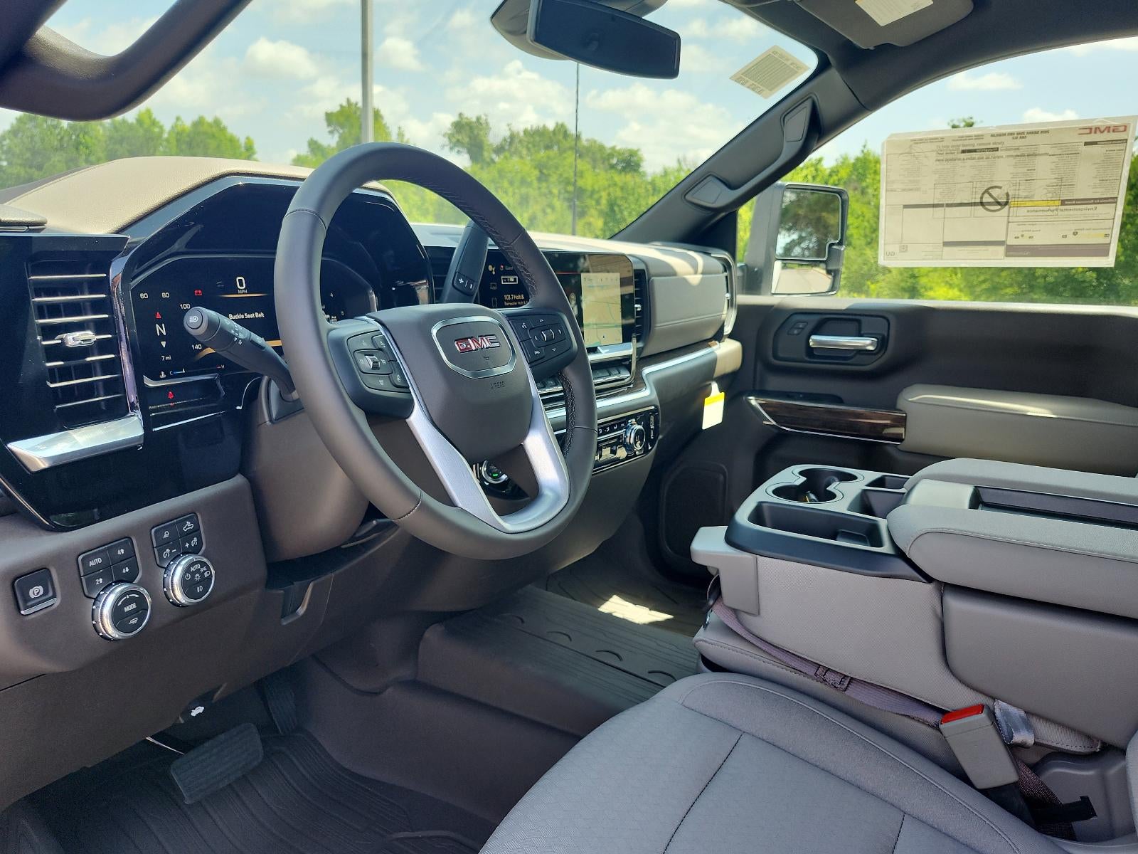 2026 GMC Sierra 2500 HD Regular Cab Long Box 4-Wheel Drive SLE