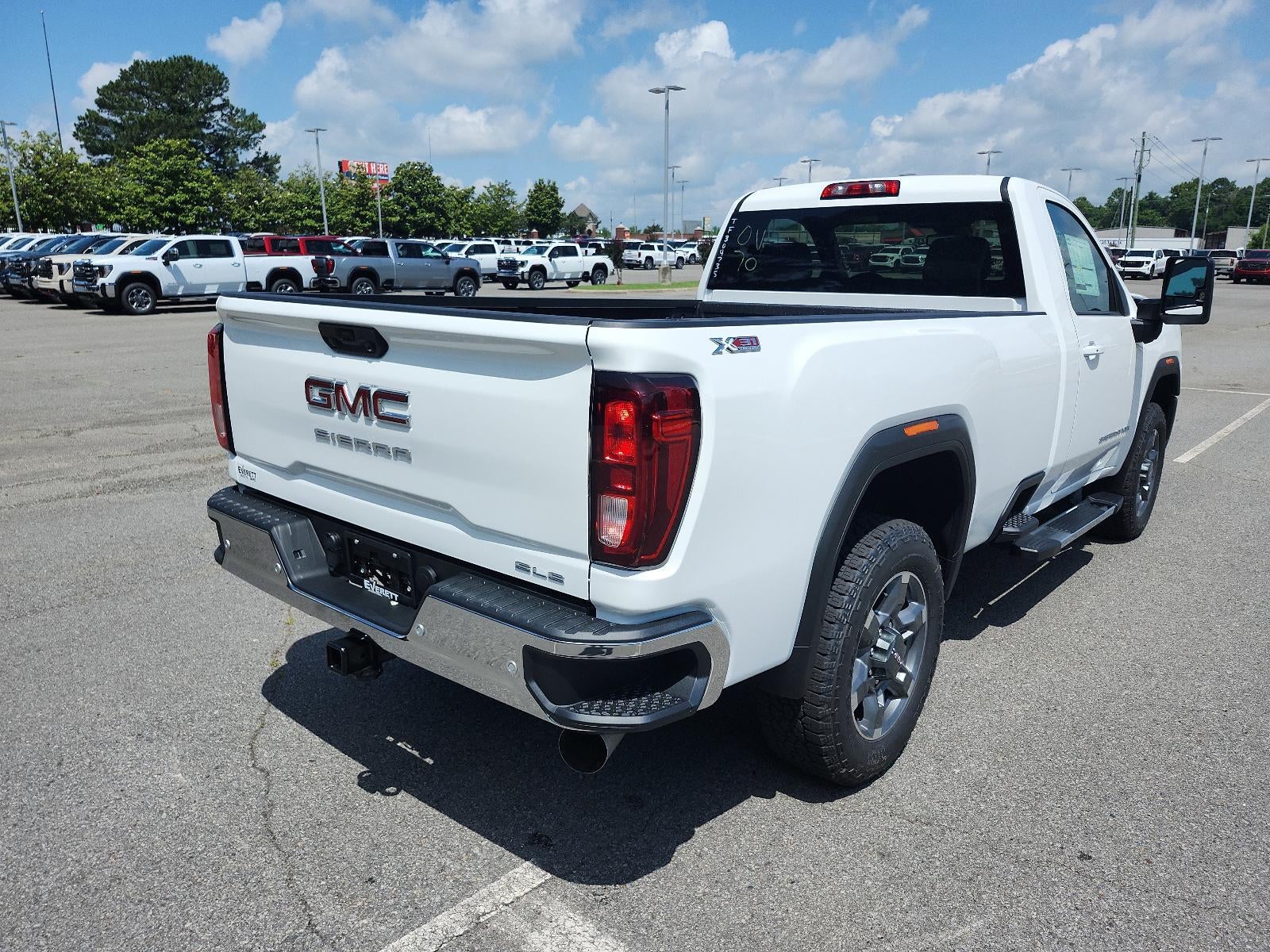 2026 GMC Sierra 2500 HD Regular Cab Long Box 4-Wheel Drive SLE