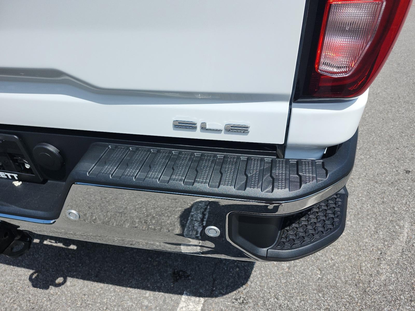 2026 GMC Sierra 2500 HD Regular Cab Long Box 4-Wheel Drive SLE