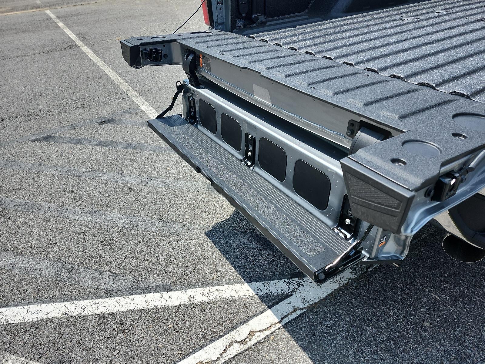 2026 GMC Sierra 3500 HD Regular Cab Long Box 4-Wheel Drive SLE