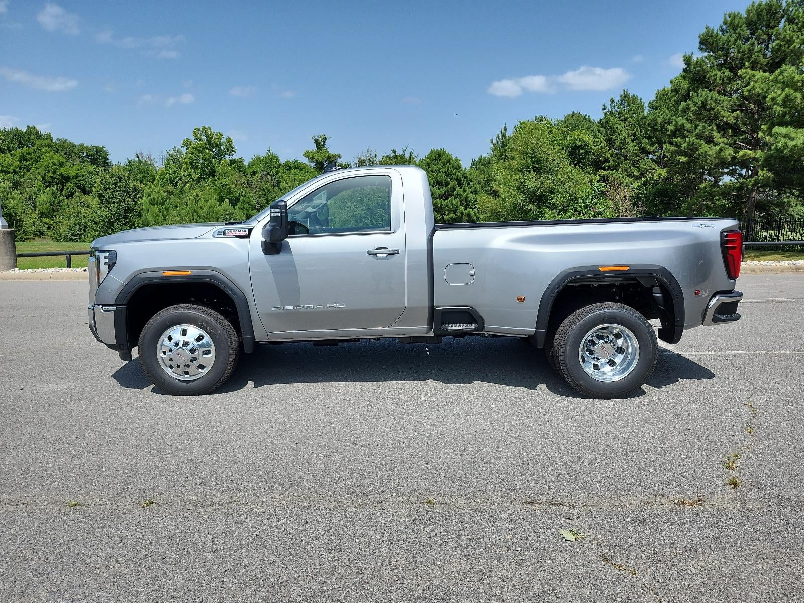 2026 GMC Sierra 3500 HD Regular Cab Long Box 4-Wheel Drive SLE