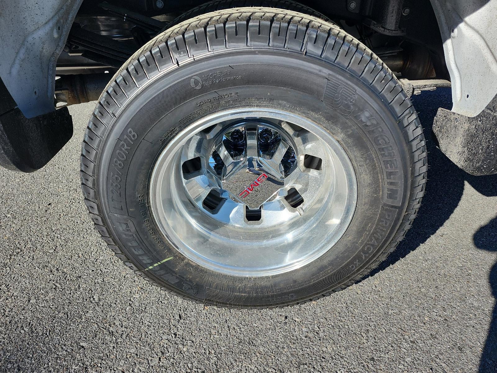 2026 GMC Sierra 3500 HD Regular Cab Long Box 4-Wheel Drive SLE