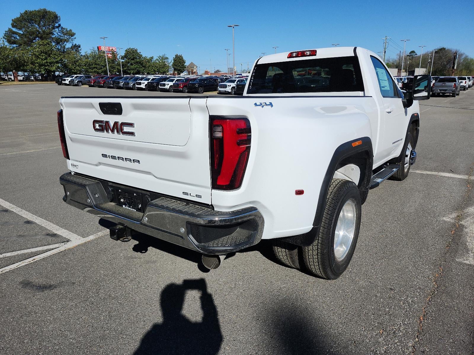 2026 GMC Sierra 3500 HD Regular Cab Long Box 4-Wheel Drive SLE
