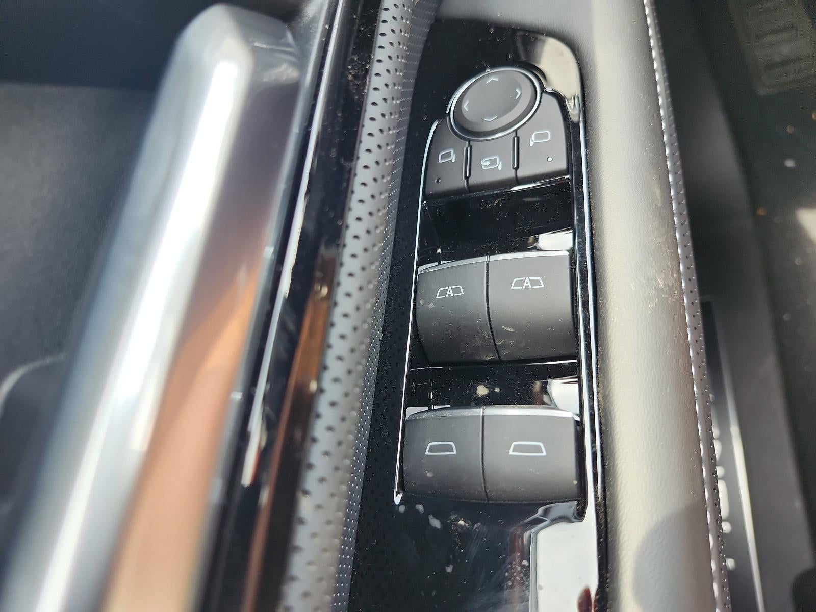 2025 GMC Sierra EV e4WD Crew Cab Max Range Denali